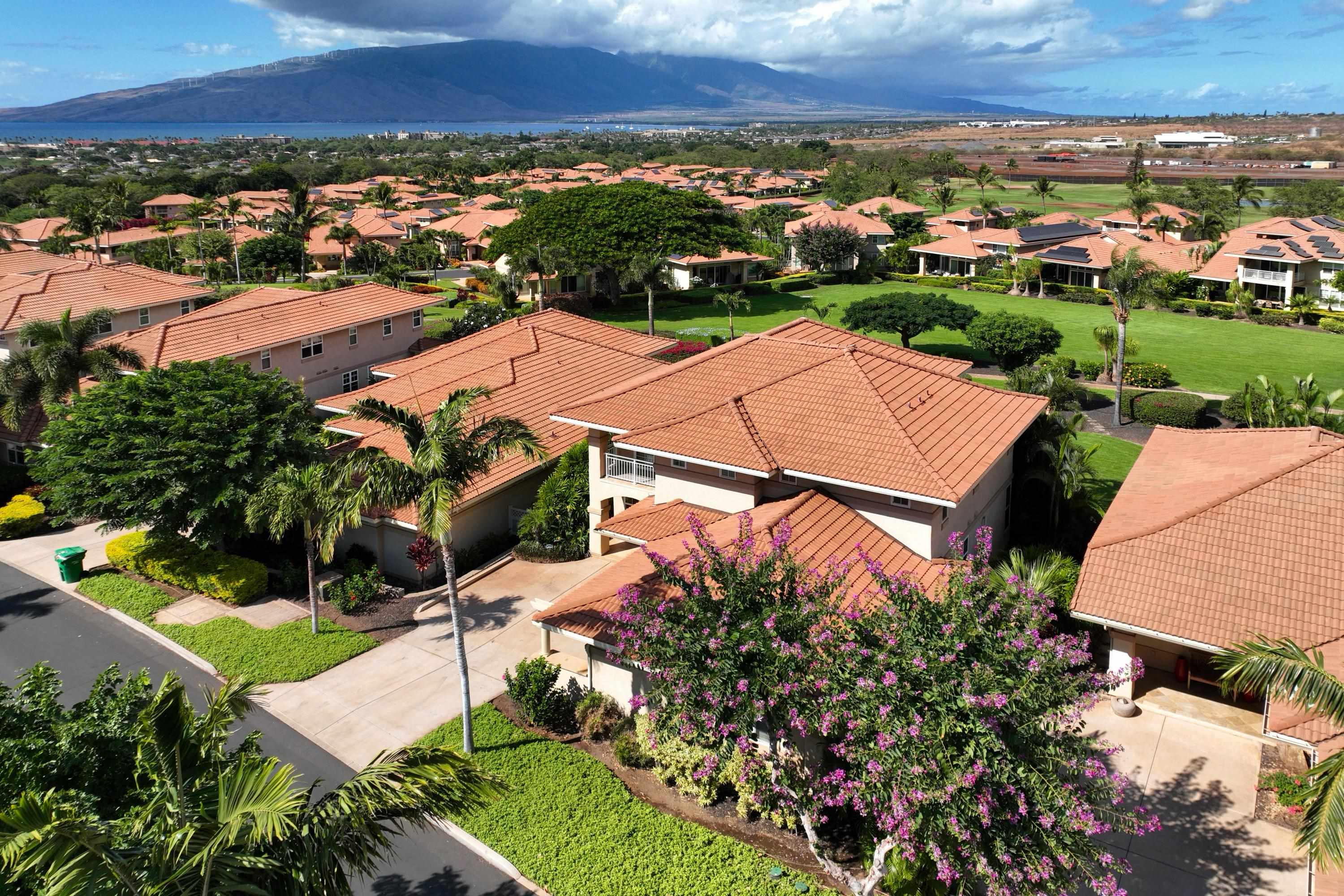 Hokulani Golf Villas condo # 138, Kihei, Hawaii - photo 2 of 46