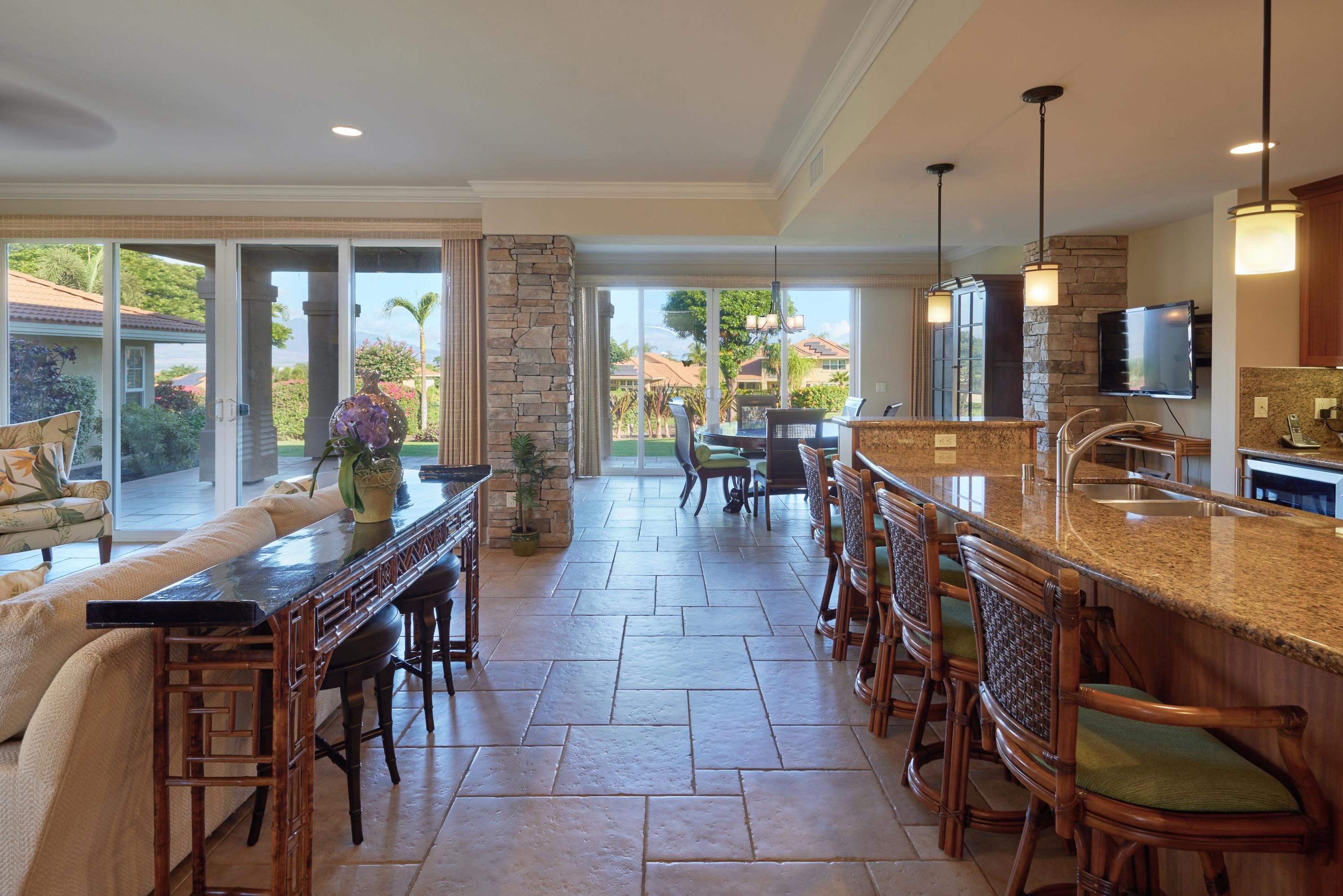 Hokulani Golf Villas condo # 138, Kihei, Hawaii - photo 7 of 46