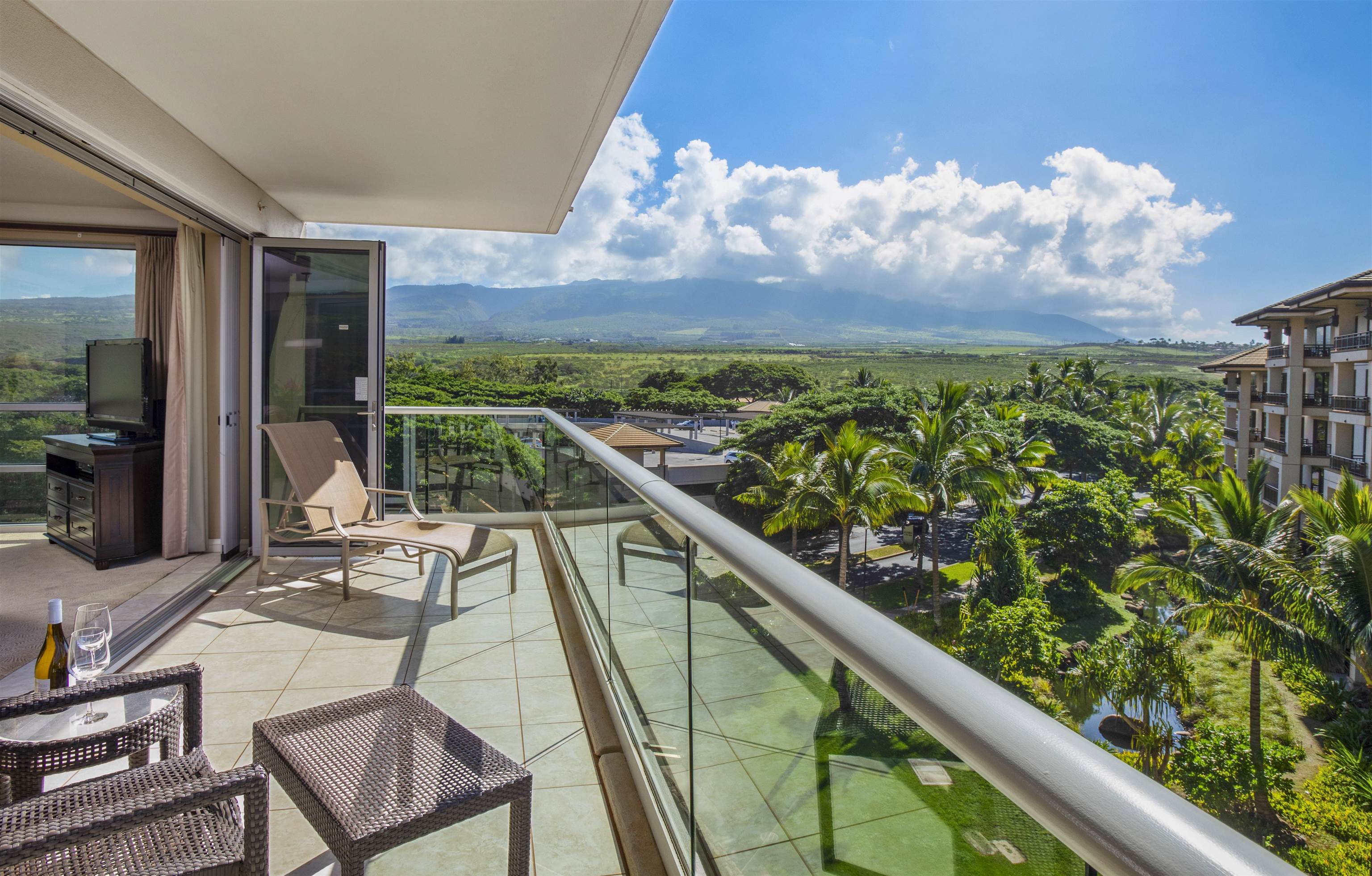 Honua Kai - Hoku Lani condo # SR520, Lahaina, Hawaii - photo 3 of 22