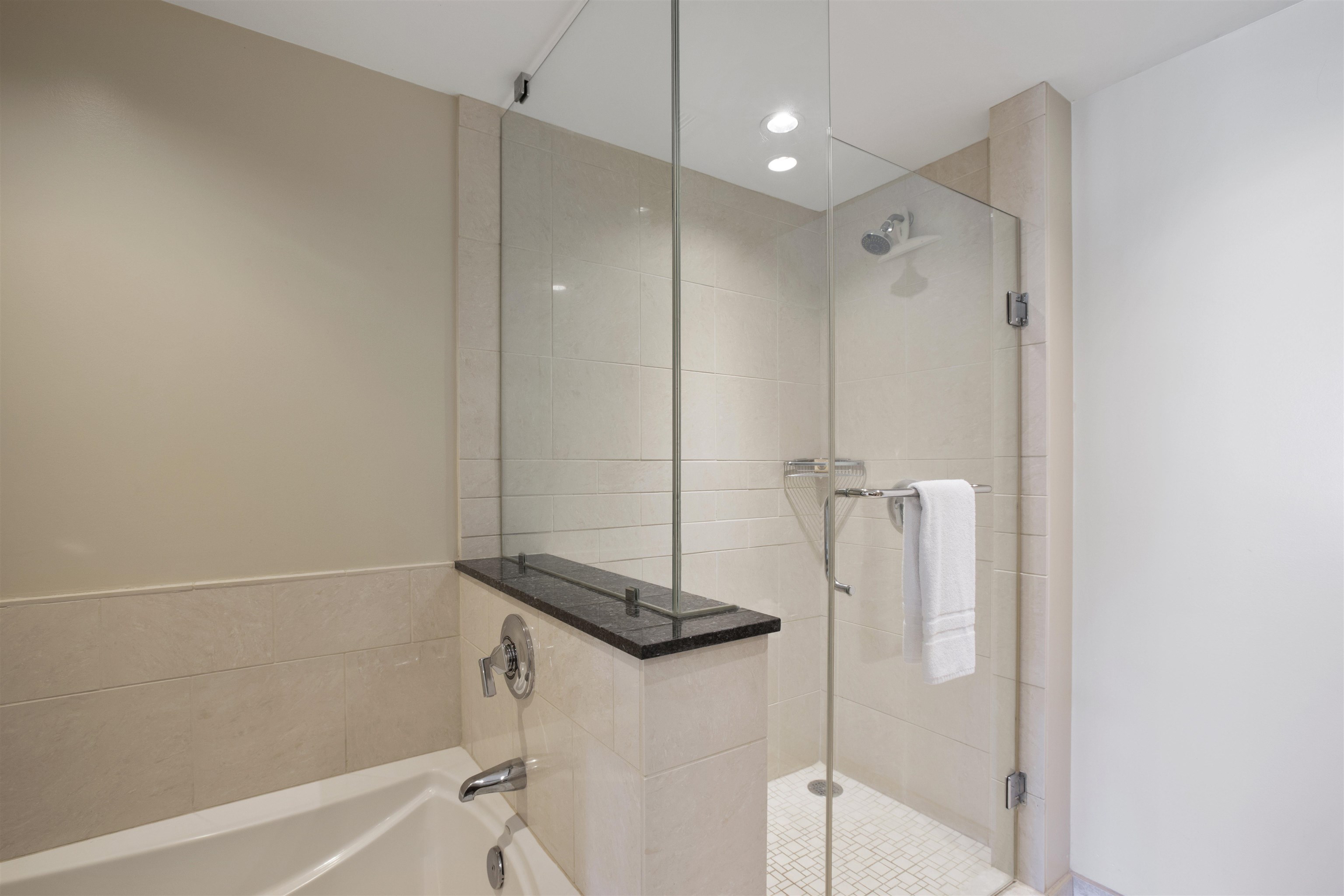 Honua Kai - Hoku Lani condo # SR520, Lahaina, Hawaii - photo 21 of 22