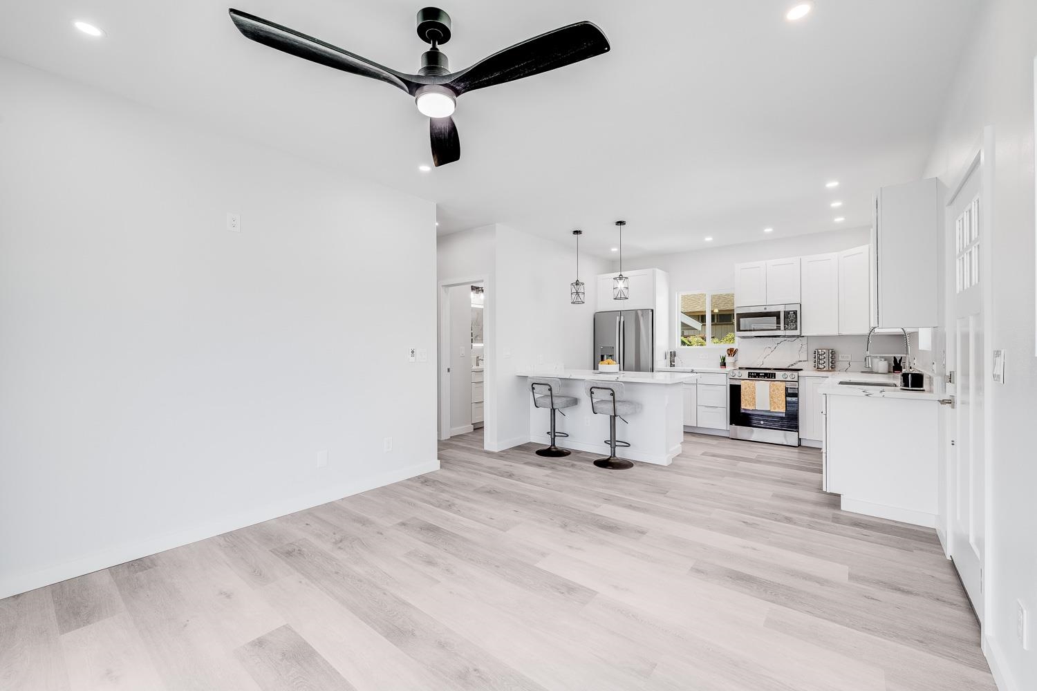 130  Kuhuoi St , Kahului home - photo 16 of 50