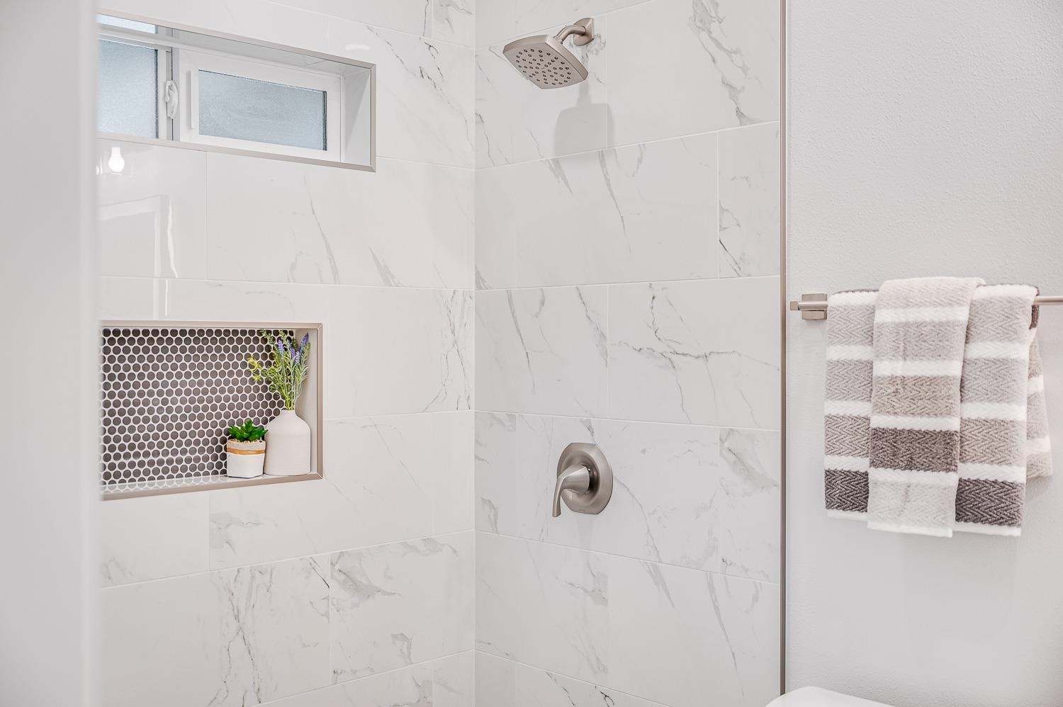 130  Kuhuoi St , Kahului home - photo 20 of 50