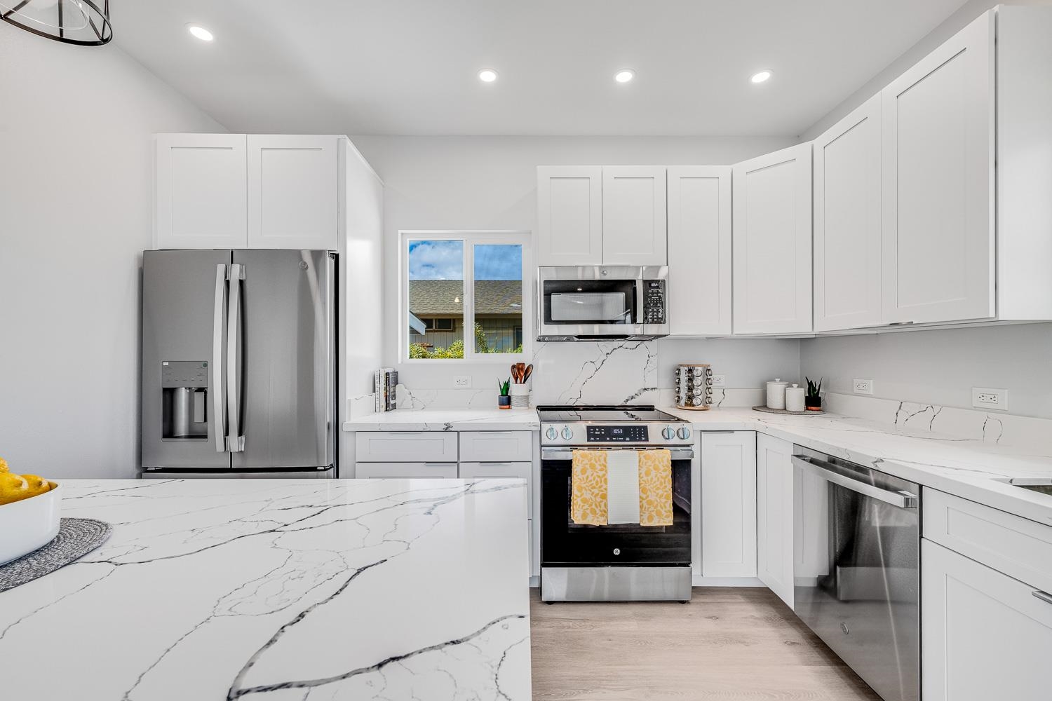 130  Kuhuoi St , Kahului home - photo 6 of 50