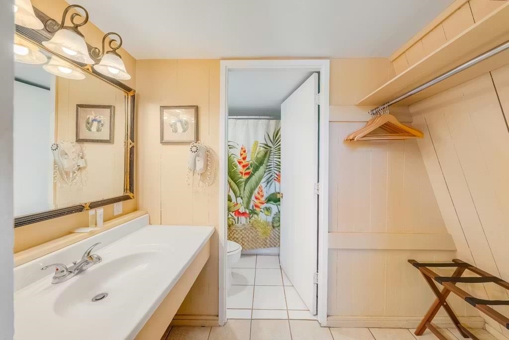 Hotel Molokai condo # 202, Kaunakakai, Hawaii - photo 17 of 24