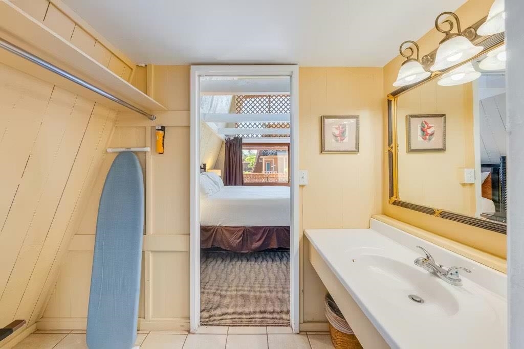 Hotel Molokai condo # 202, Kaunakakai, Hawaii - photo 18 of 24