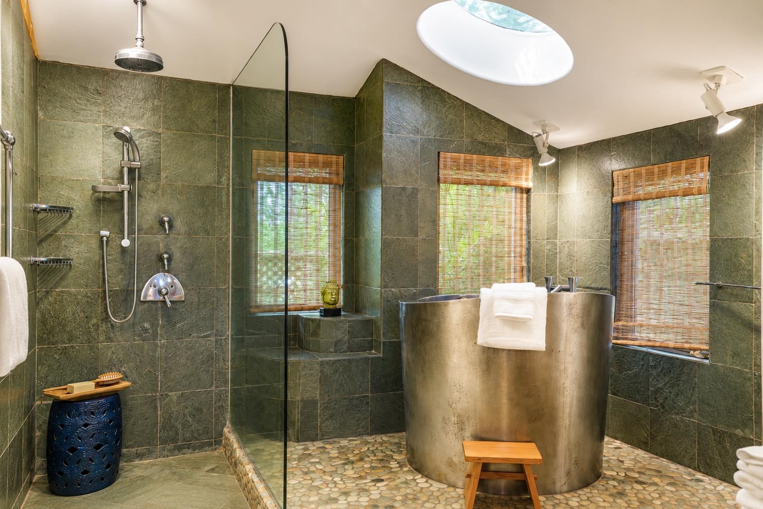 1307  Jasmine Dr , Lanai home - photo 10 of 18