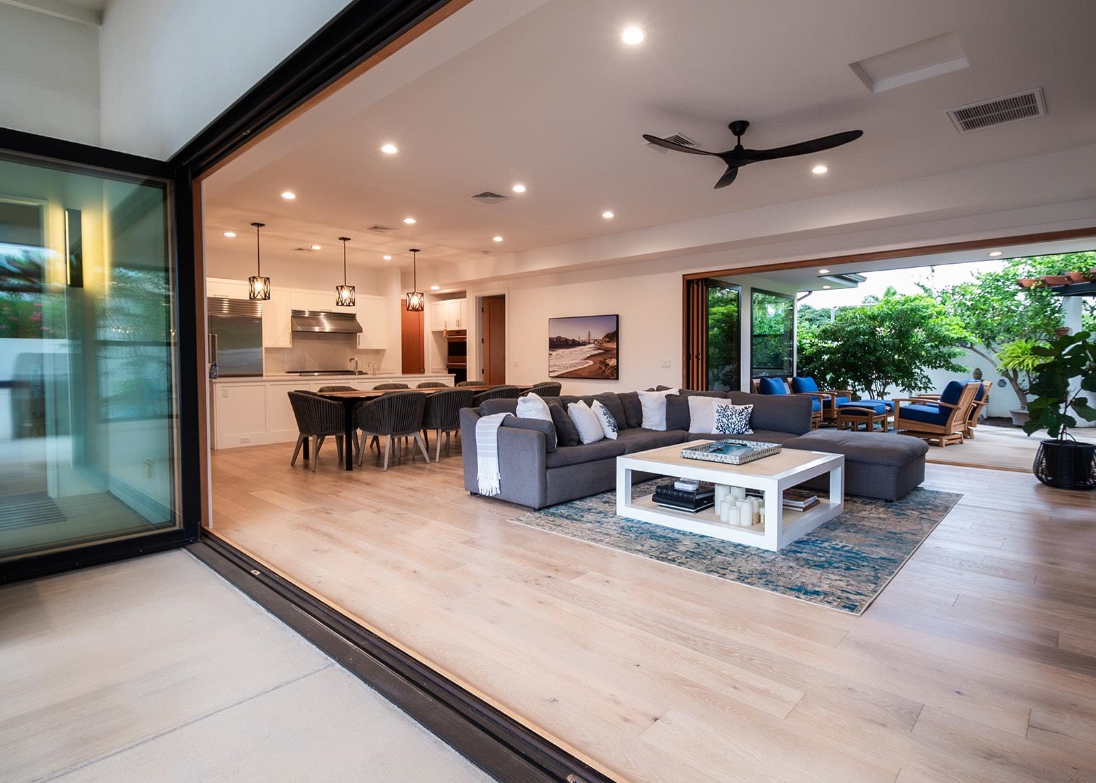 132  Hoolapa St , Kihei home - photo 3 of 37