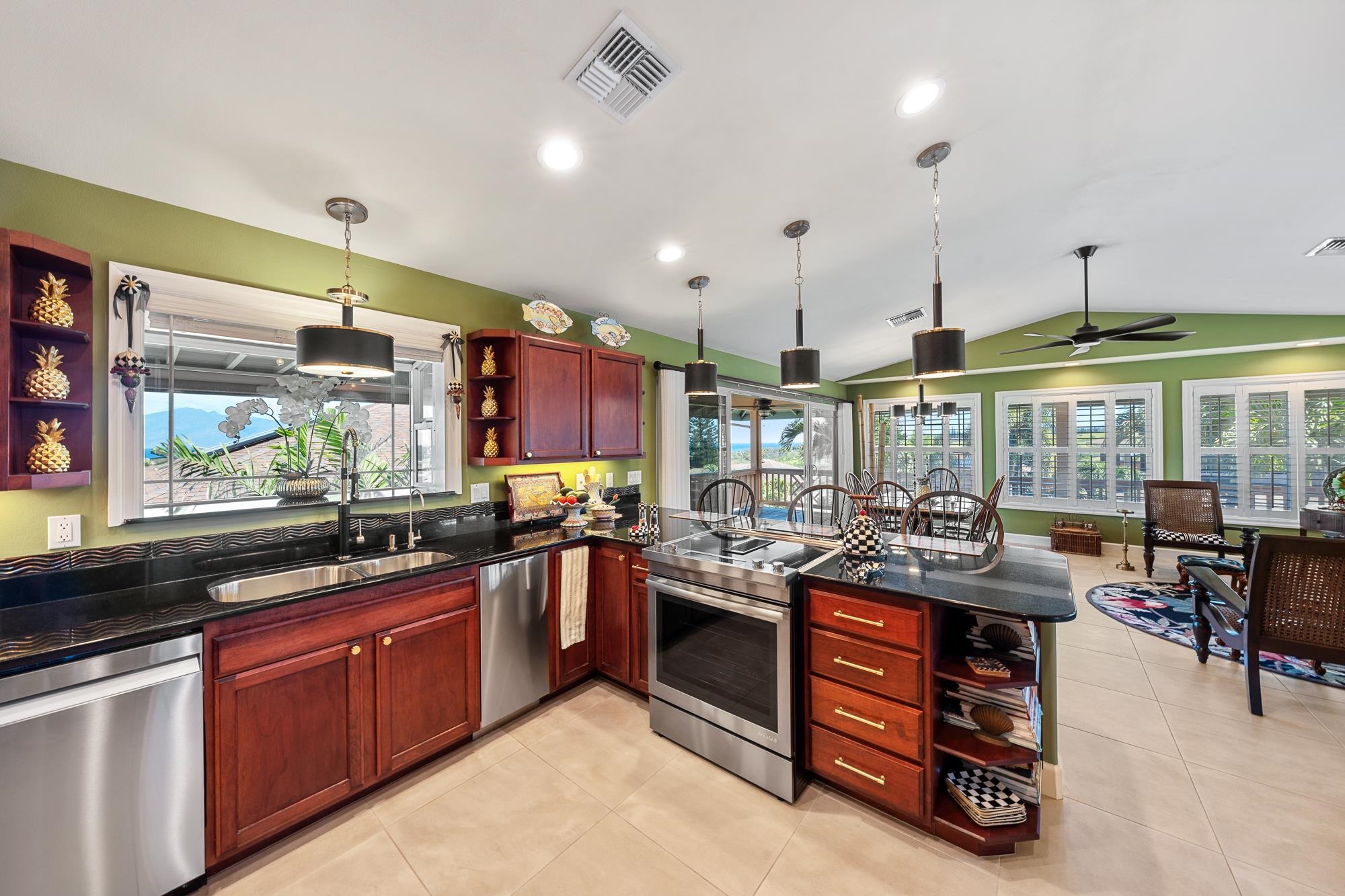 132  Kahana Nui Rd Kahana, Napili/Kahana/Honokowai home - photo 14 of 49