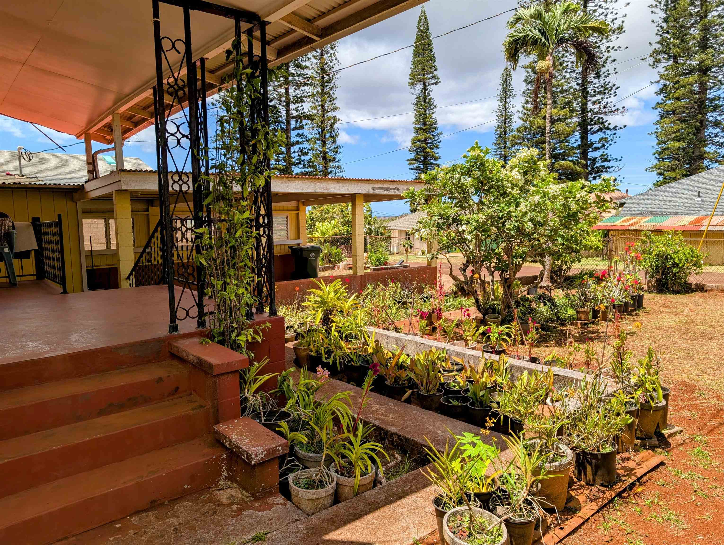 1320  Jasmine Dr , Lanai home - photo 2 of 23