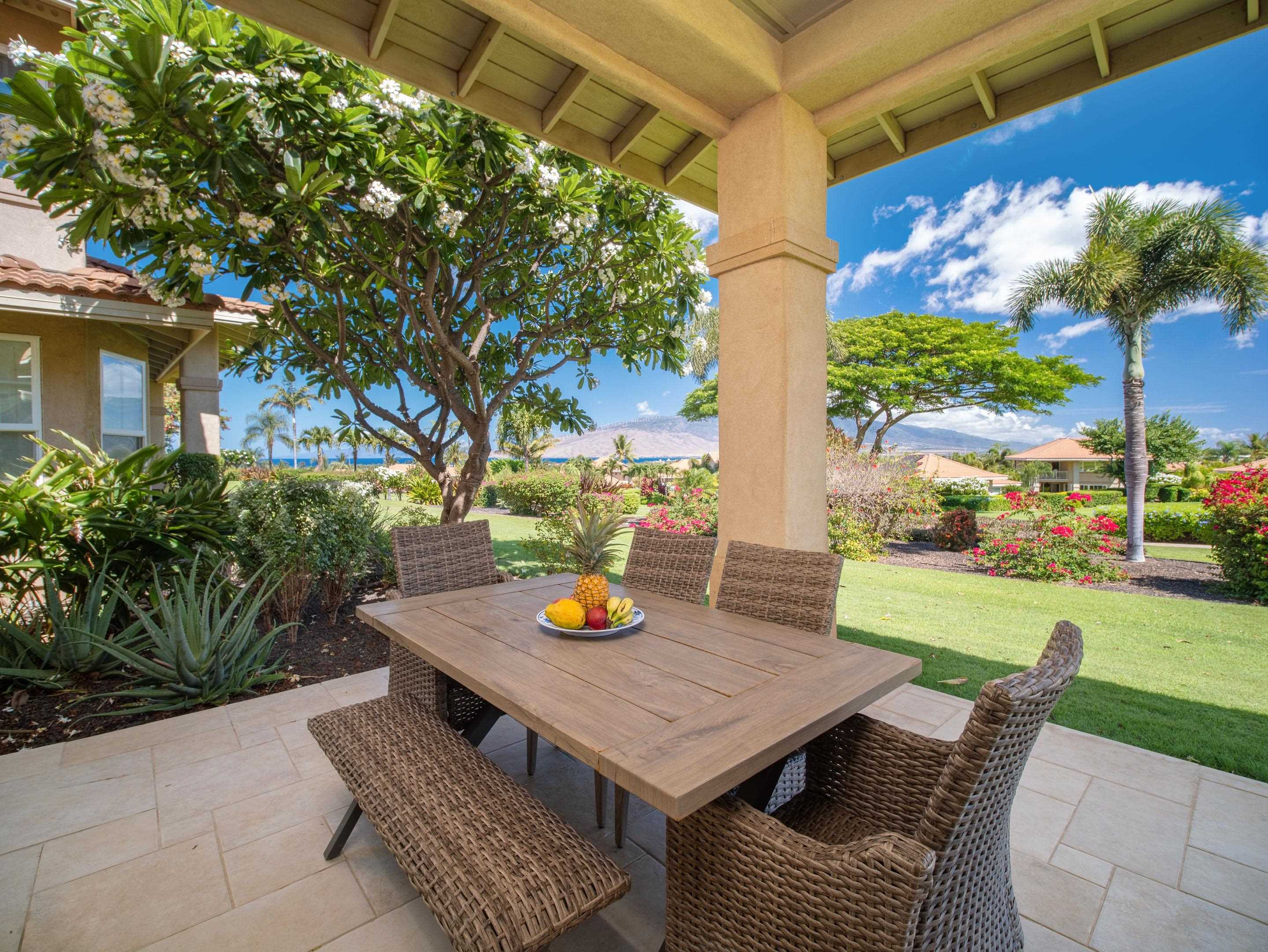 Hokulani Golf Villas condo # 137, Kihei, Hawaii - photo 11 of 48