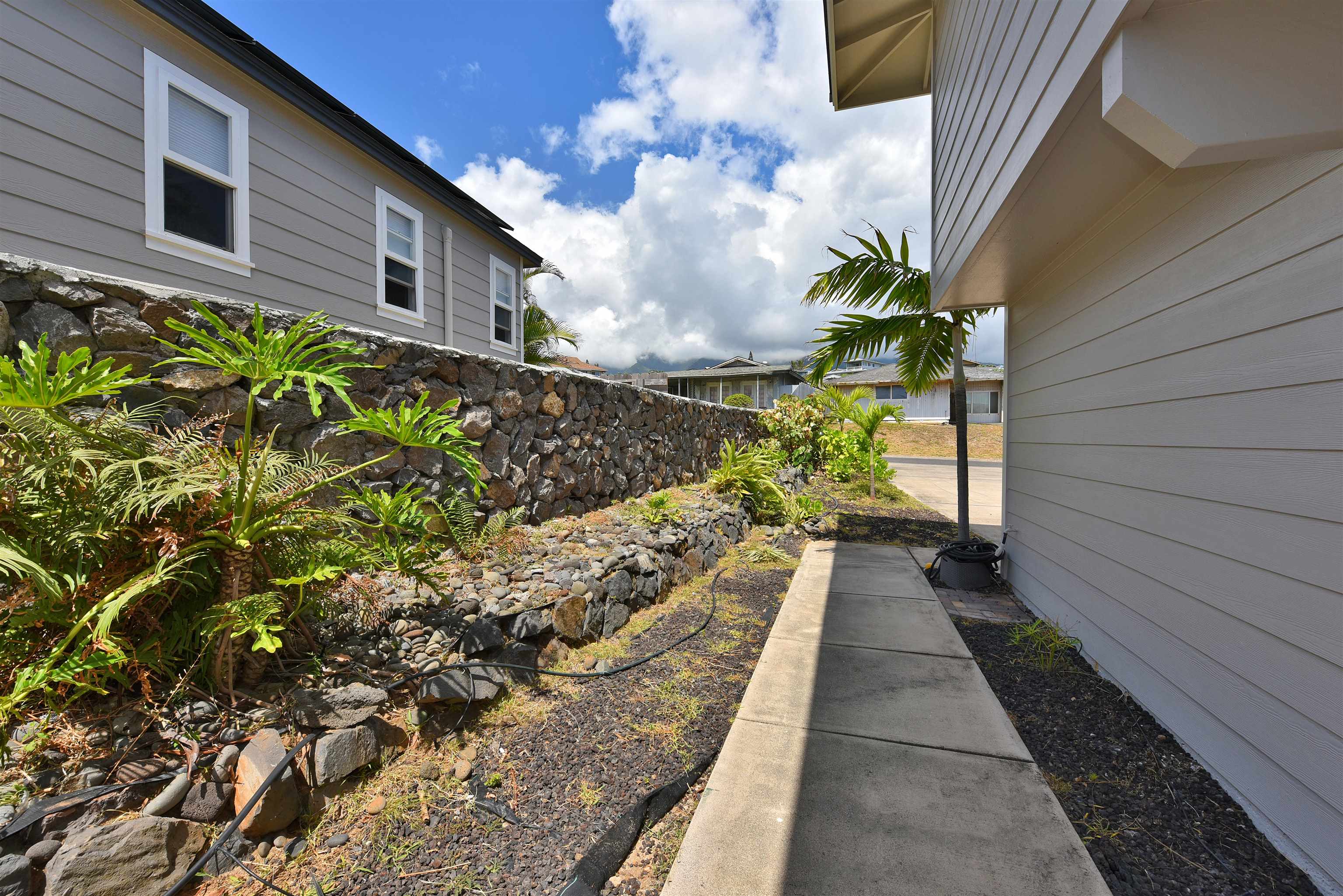 1344  Hiahia St Oceanview Estates, Wailuku home - photo 34 of 48