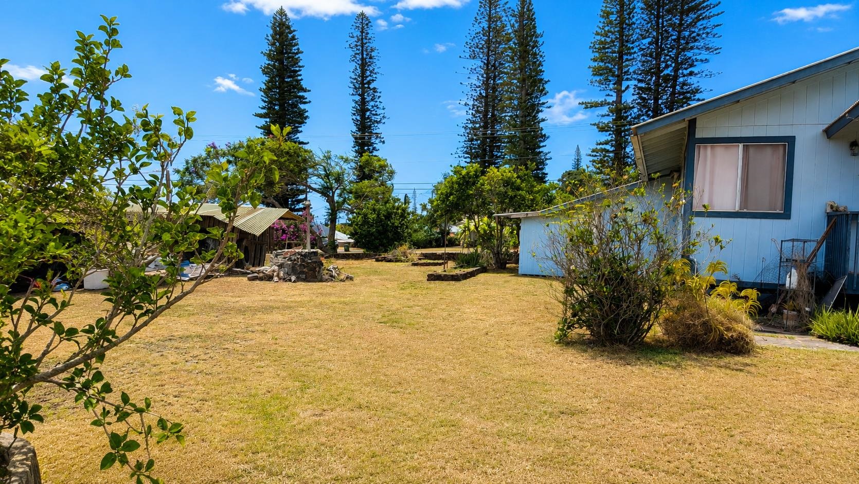 1346  Ha Pl , Lanai home - photo 2 of 12