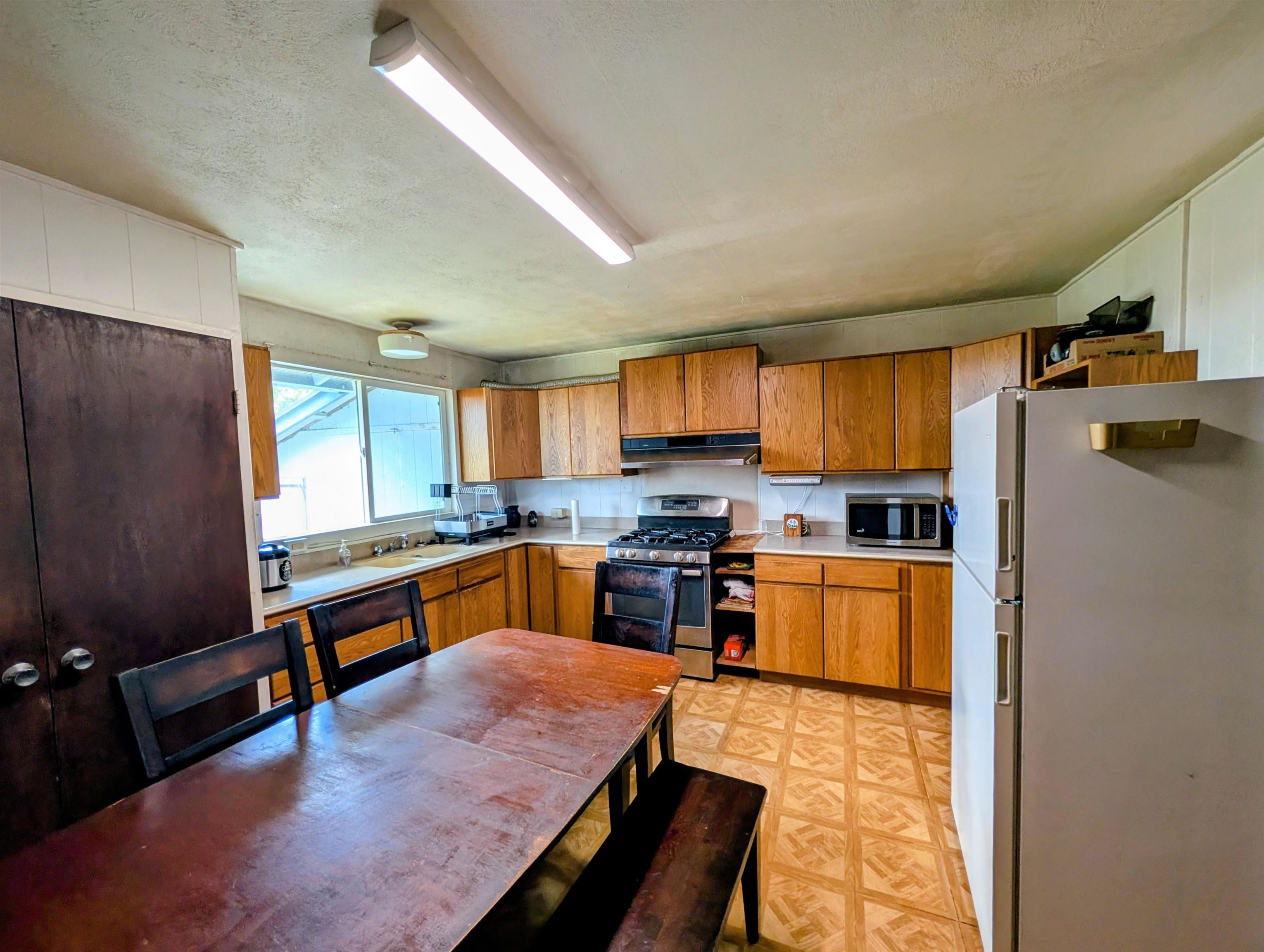1346  Ha Pl , Lanai home - photo 7 of 12