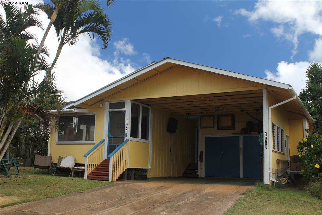 1349  Ha Pl , Lanai home - photo 2 of 14