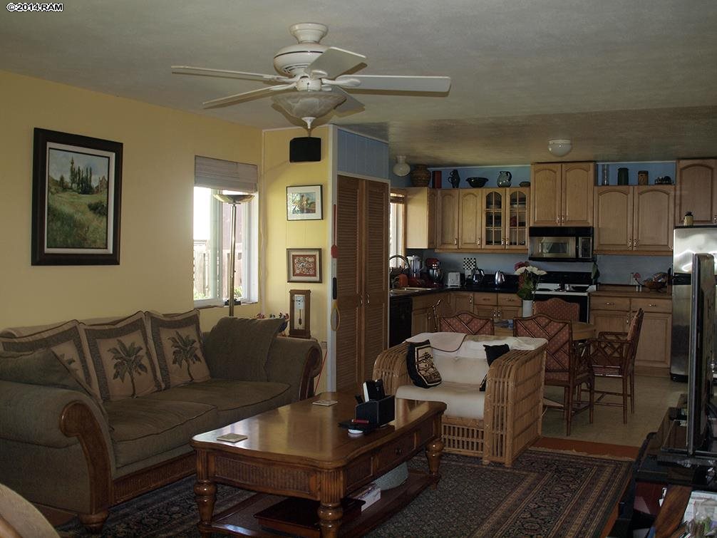 1349  Ha Pl , Lanai home - photo 4 of 14