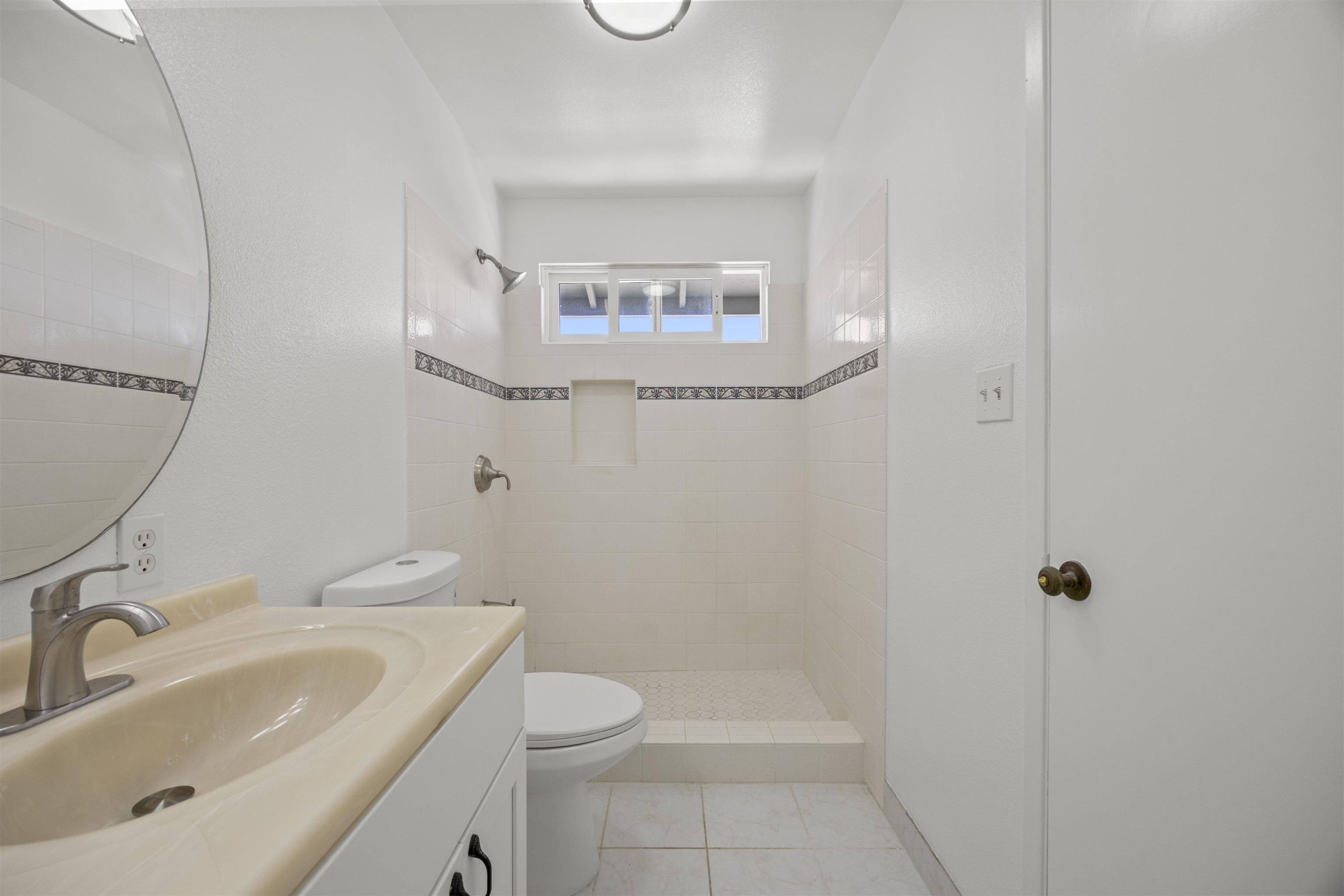 1349  Kakae Pl Ocena View Estates, Wailuku home - photo 19 of 30