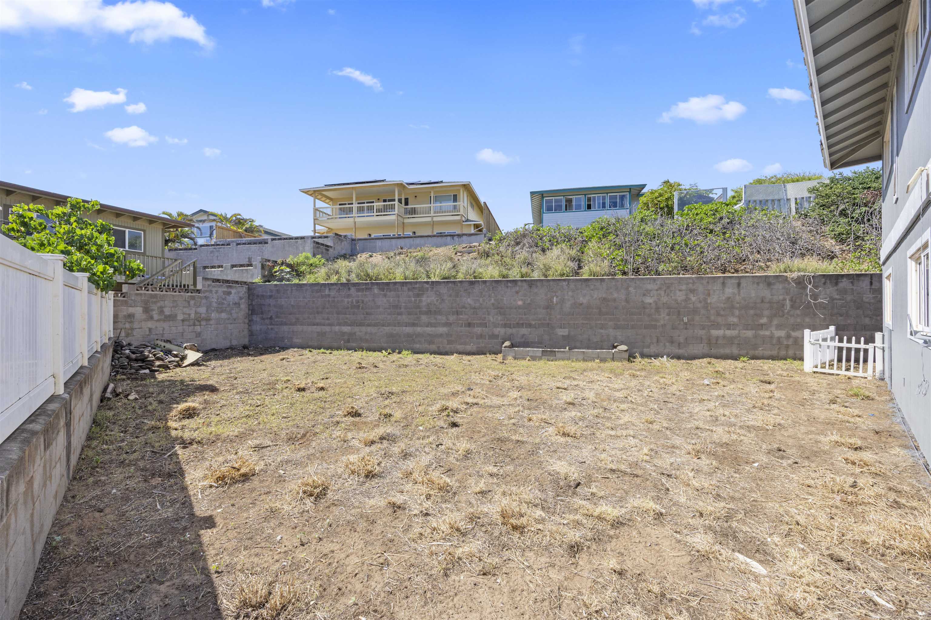 1349  Kakae Pl Ocena View Estates, Wailuku home - photo 5 of 30