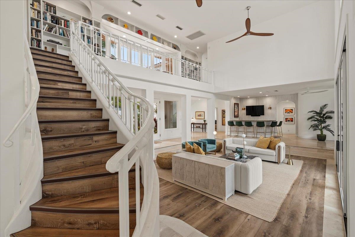 135  Kaimanu Pl , Maui Meadows home - photo 10 of 50