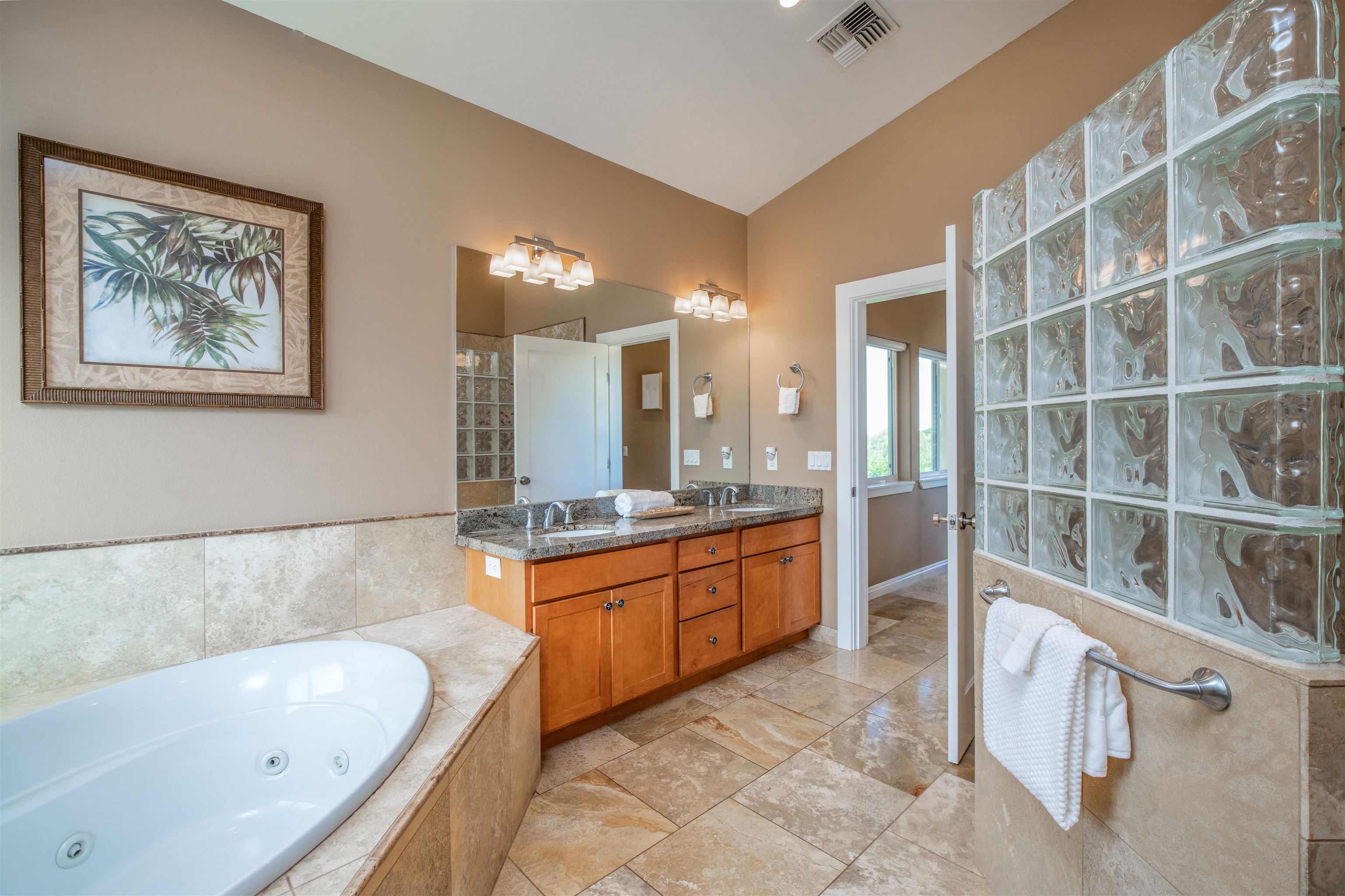 135  Keoneloa St Maui Lani, Wailuku home - photo 18 of 48