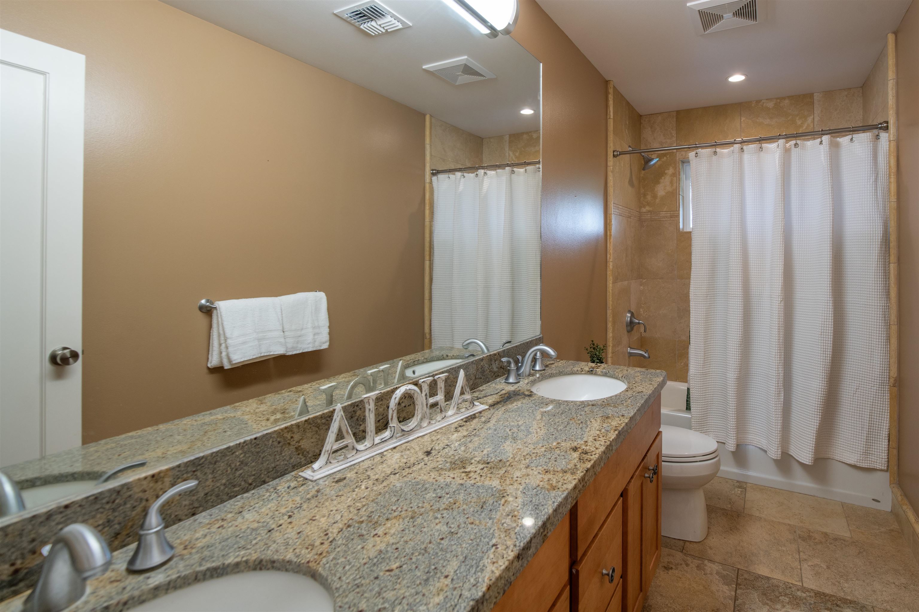 135  Keoneloa St Maui Lani, Wailuku home - photo 34 of 48