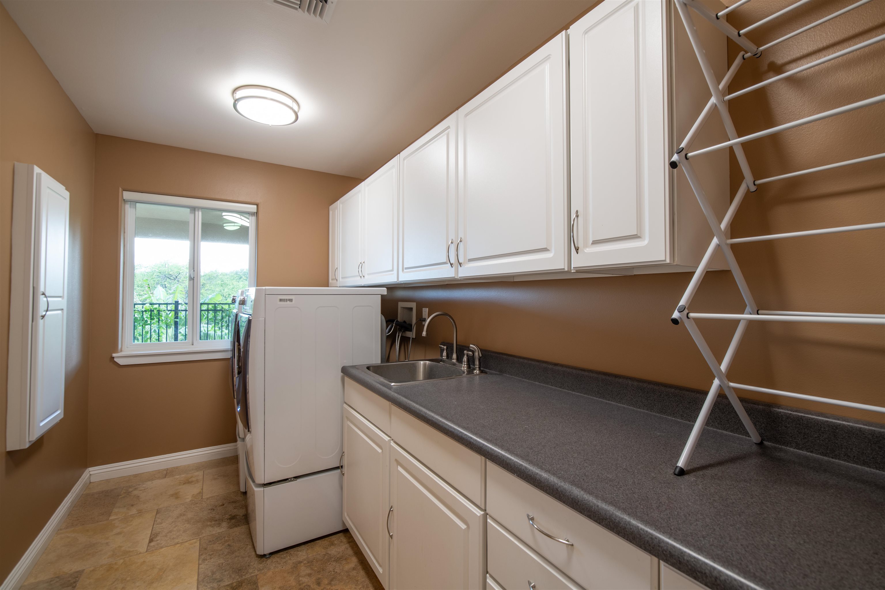 135  Keoneloa St Maui Lani, Wailuku home - photo 36 of 48