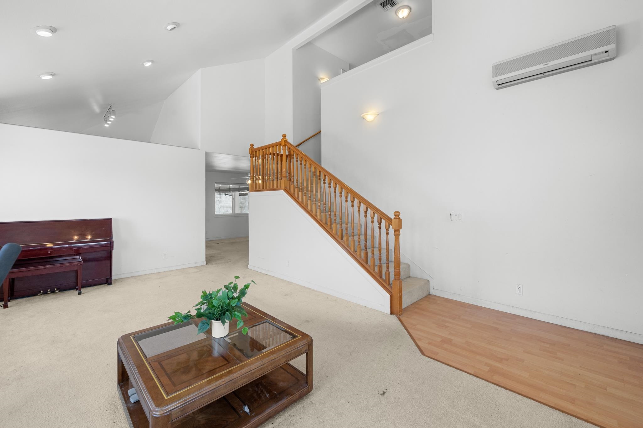 1353  Kakae Pl , Wailuku home - photo 11 of 50