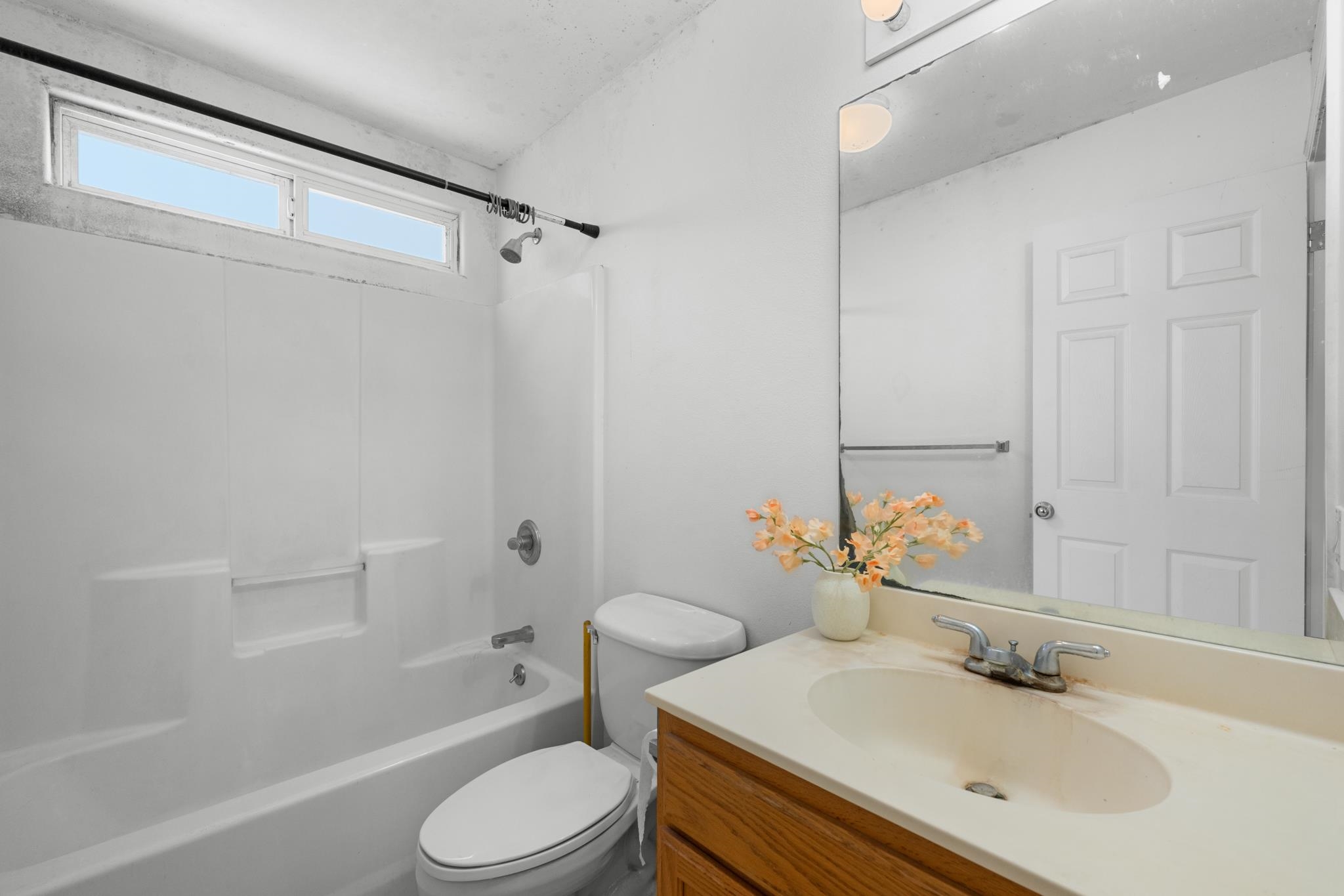 1353  Kakae Pl , Wailuku home - photo 38 of 50