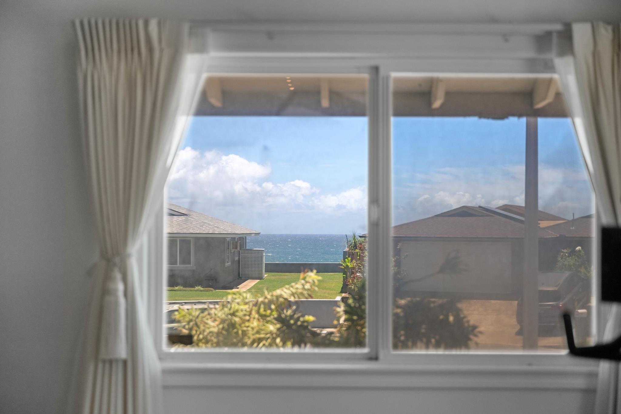 1353  Kakae Pl , Wailuku home - photo 10 of 50