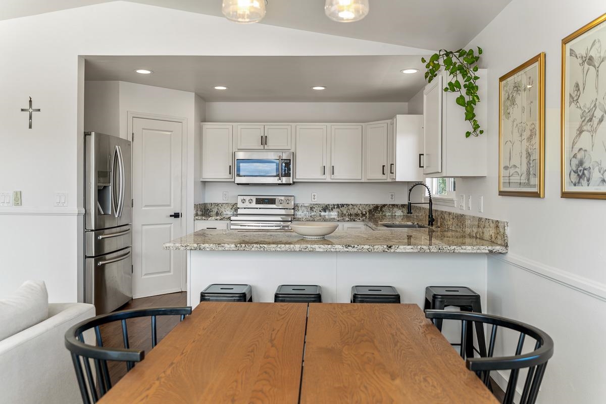 136  Kanamele Loop Waikaou Gardens, Wailuku home - photo 10 of 40