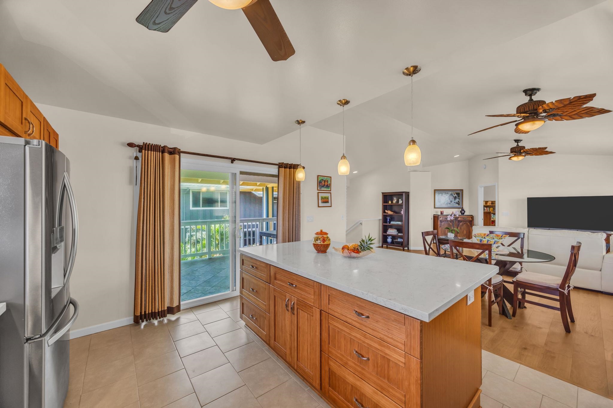 1363  Owaka St Ocean View Estates, Wailuku home - photo 14 of 34