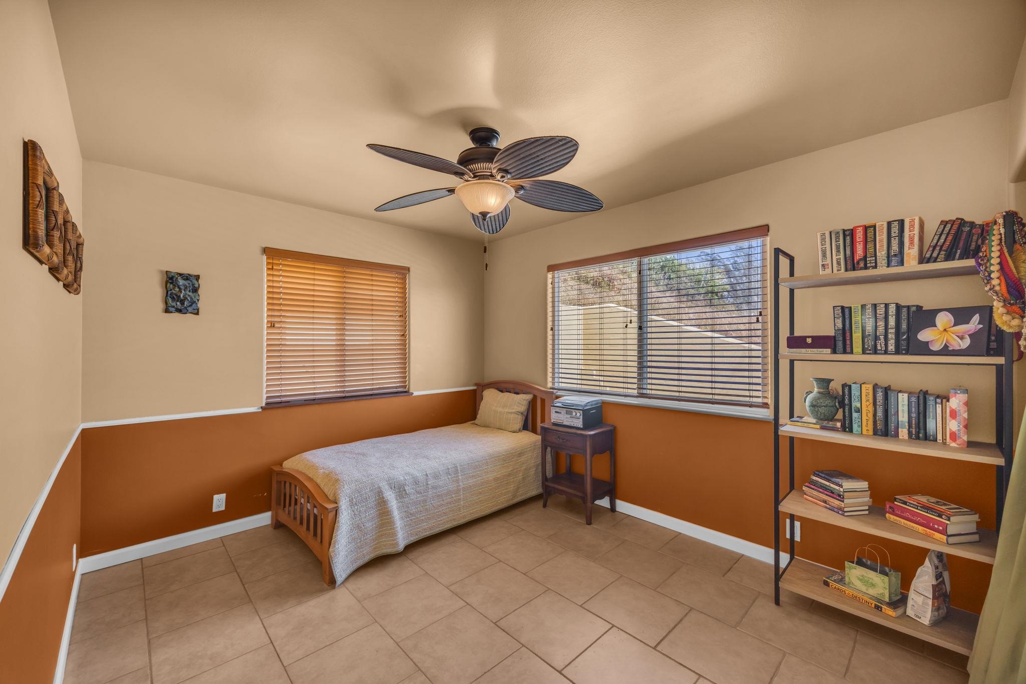 1363  Owaka St Ocean View Estates, Wailuku home - photo 24 of 34