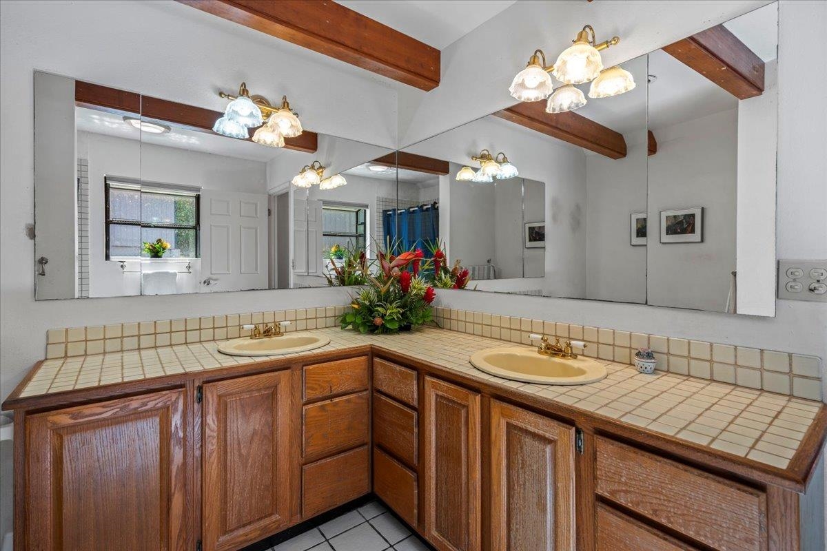 1365  Piiholo Rd , Makawao/Olinda/Haliimaile home - photo 21 of 39