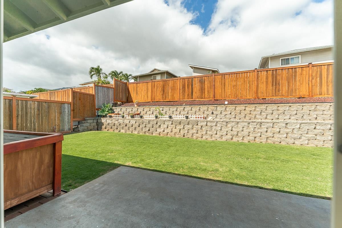 1366  Kawika St Waikapu, Wailuku home - photo 27 of 36