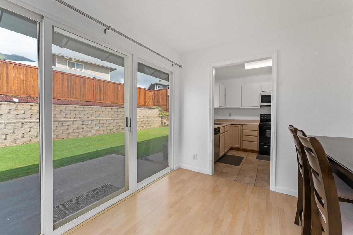 1366  Kawika St Waikapu, Wailuku home - photo 6 of 36