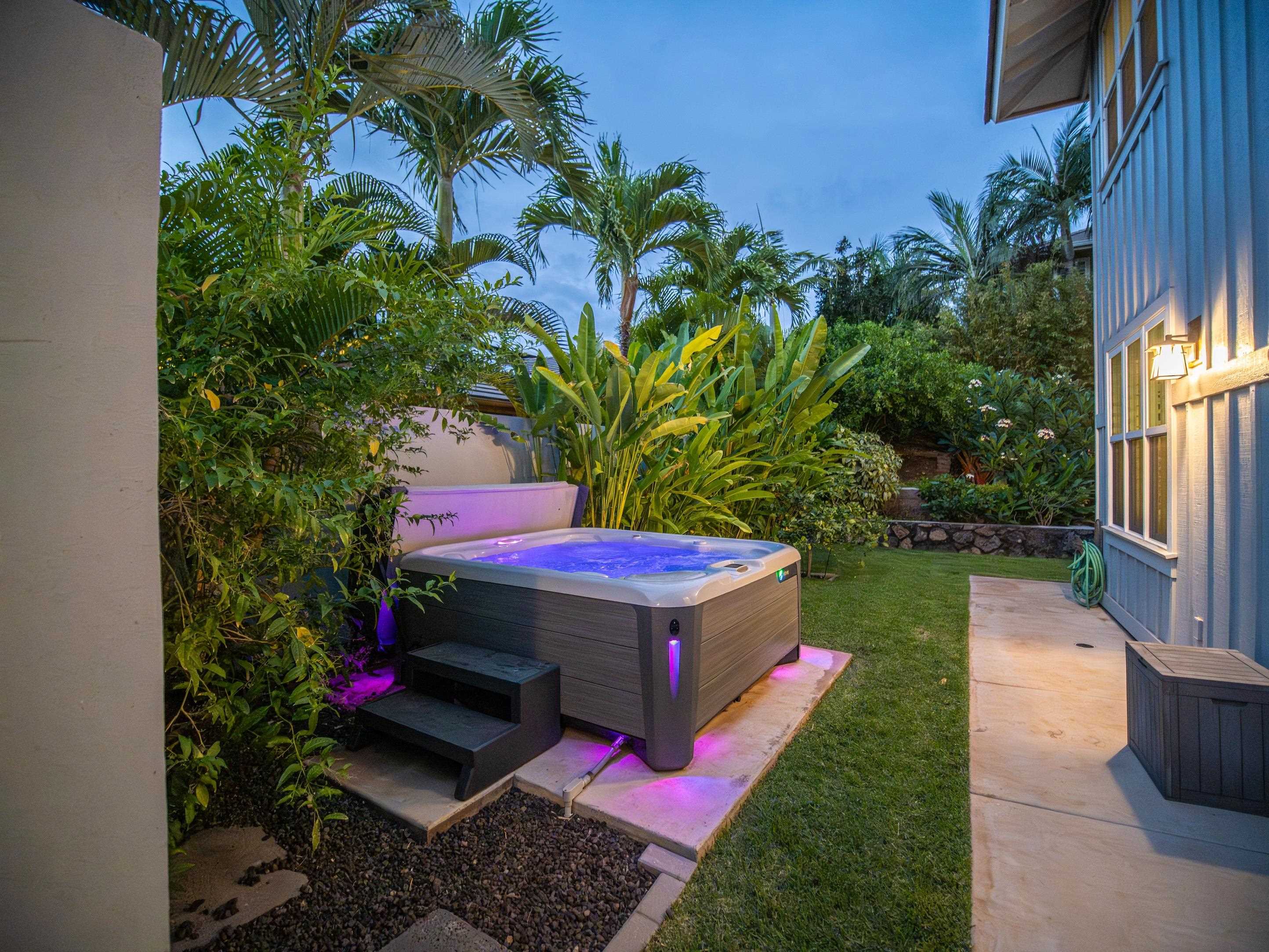 137  Hoohale St , Kihei home - photo 8 of 42