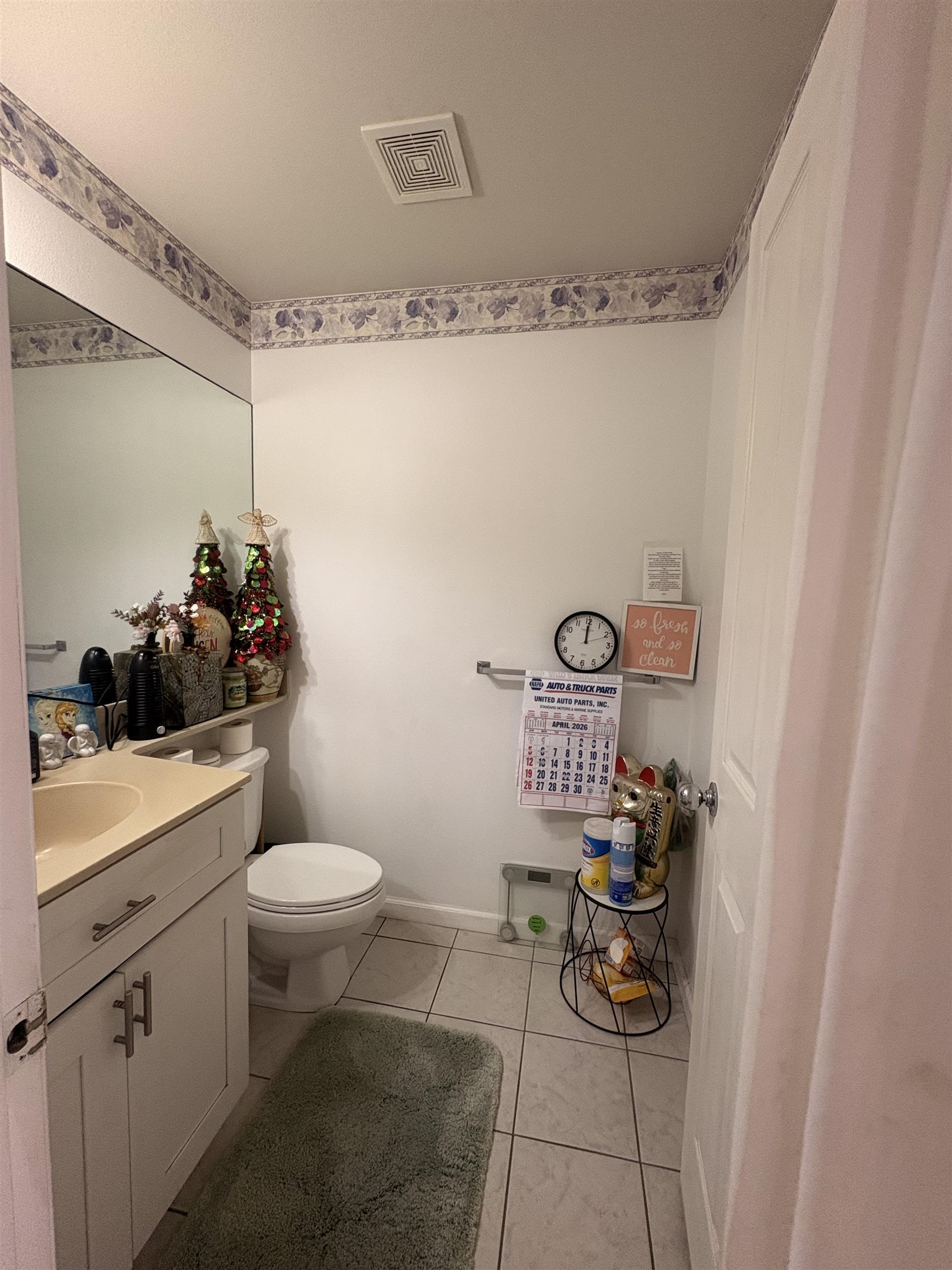 137  Iao Loop , Wailuku home - photo 12 of 24