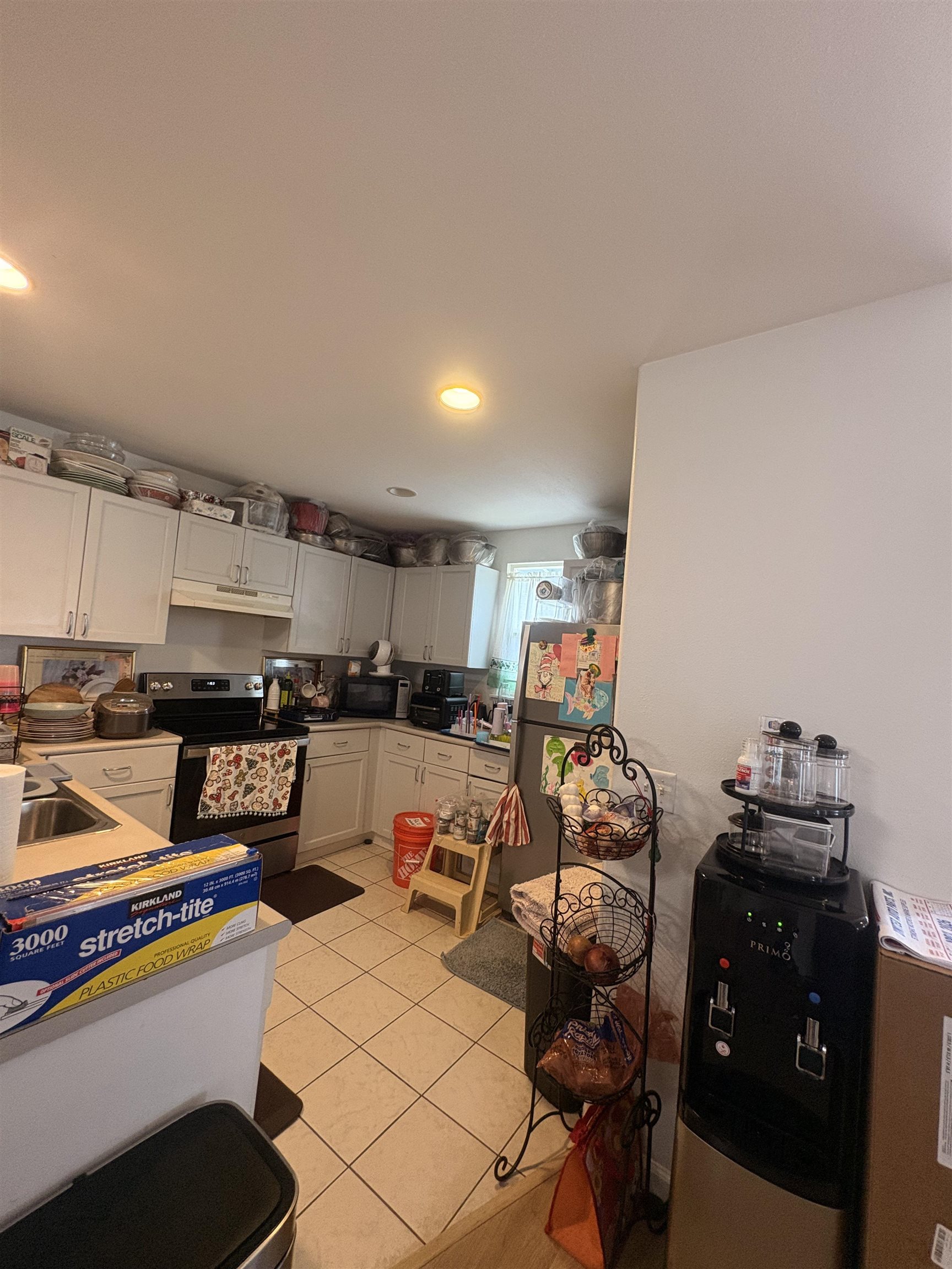 137  Iao Loop , Wailuku home - photo 5 of 24