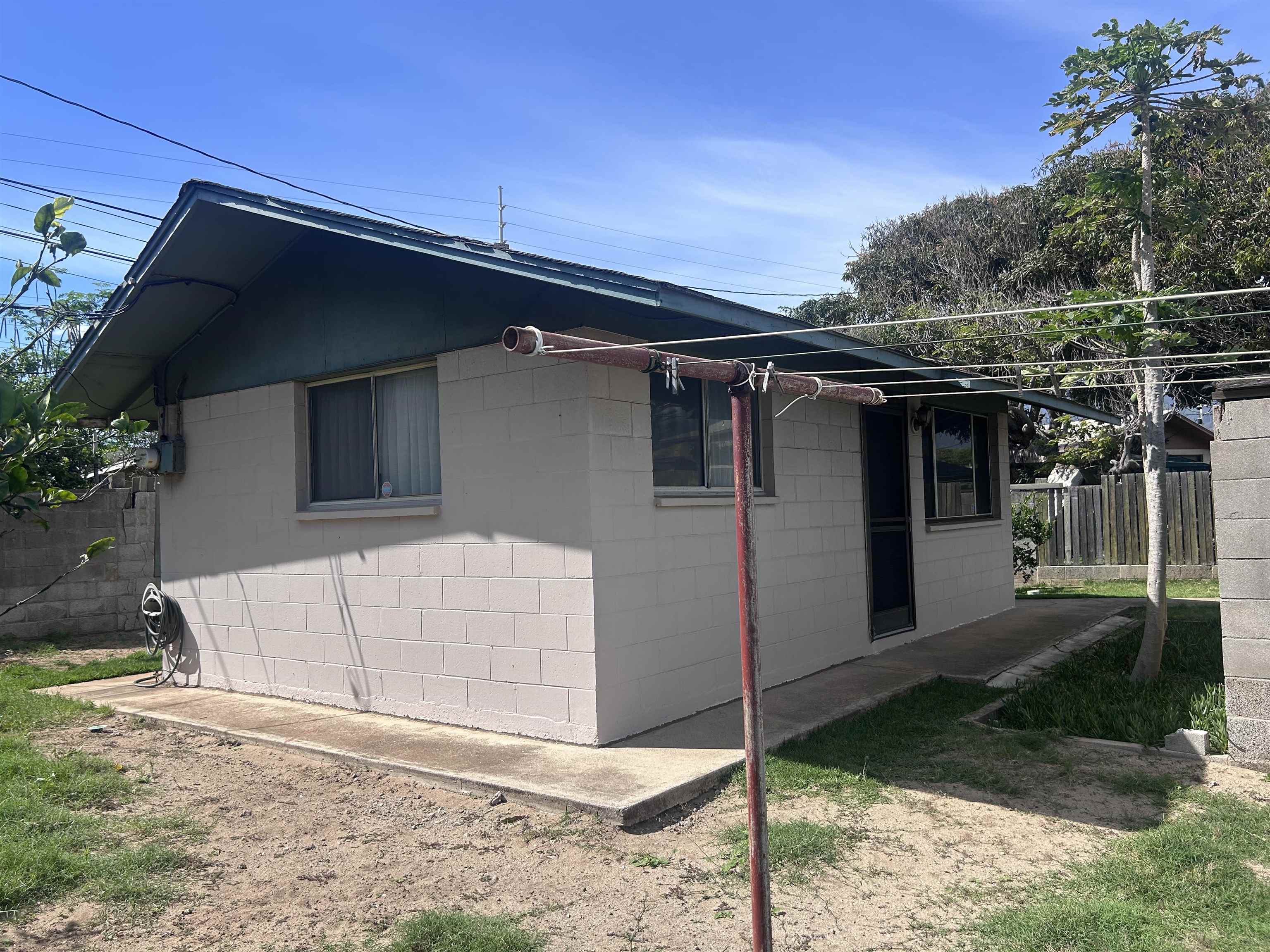 137  Niihau St , Kahului home - photo 7 of 11