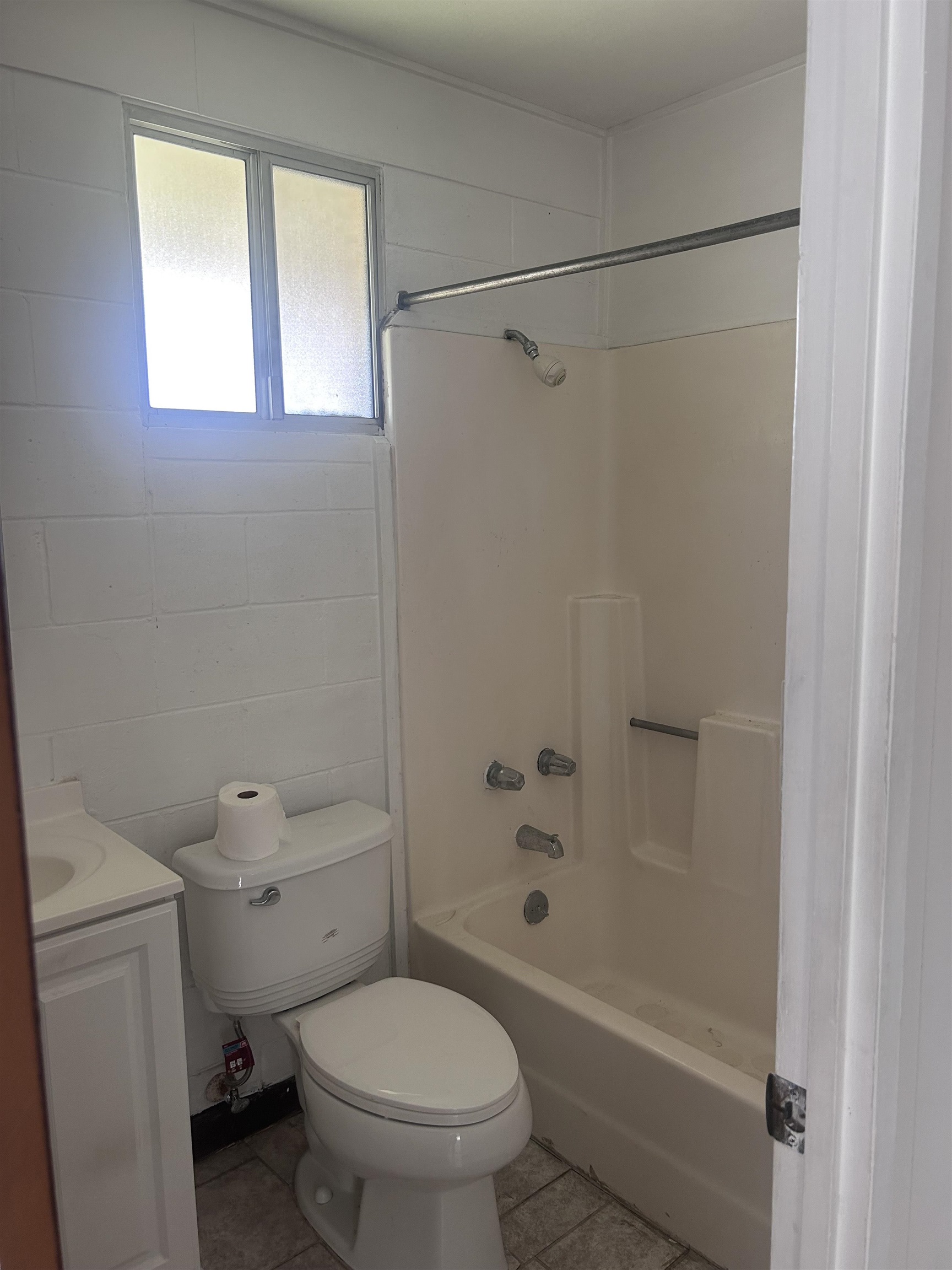 137  Niihau St , Kahului home - photo 9 of 11