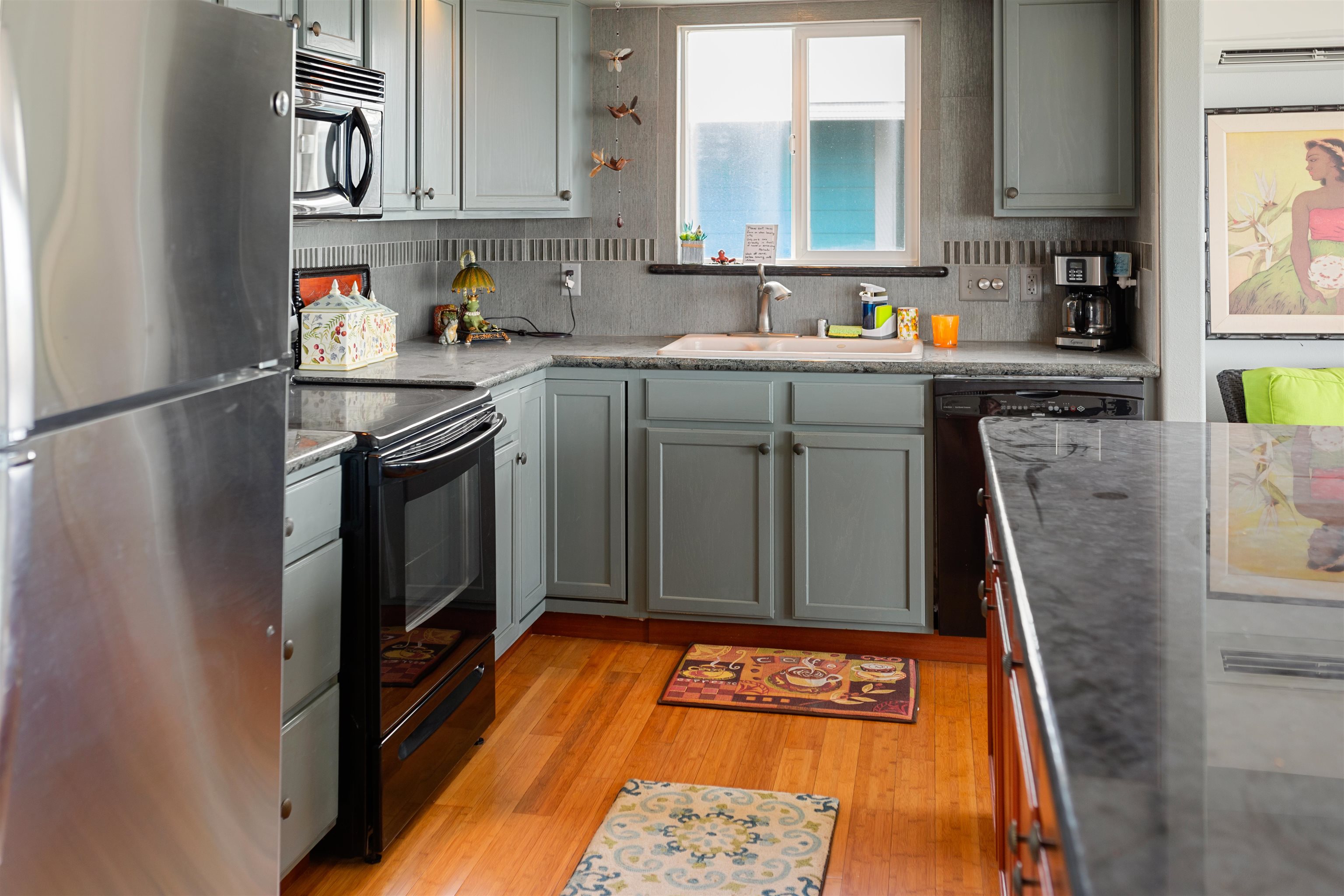 1373  Kilou St , Wailuku home - photo 14 of 50