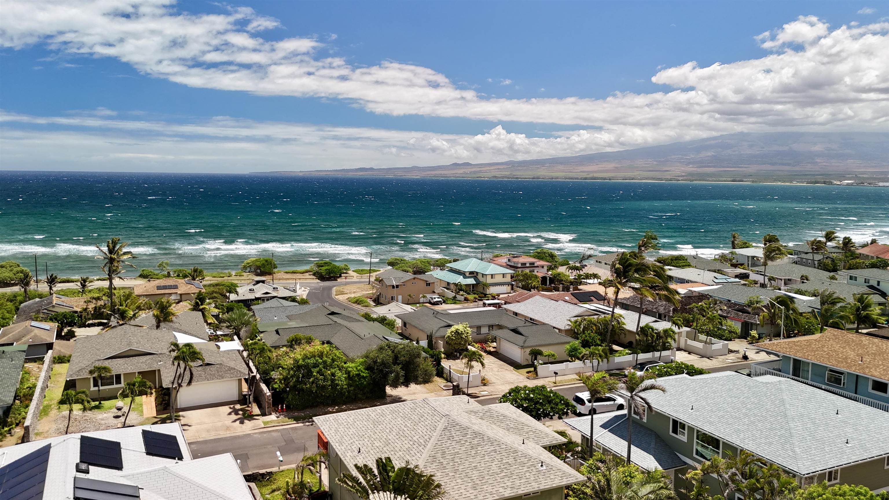 1373  Kilou St , Wailuku home - photo 8 of 50