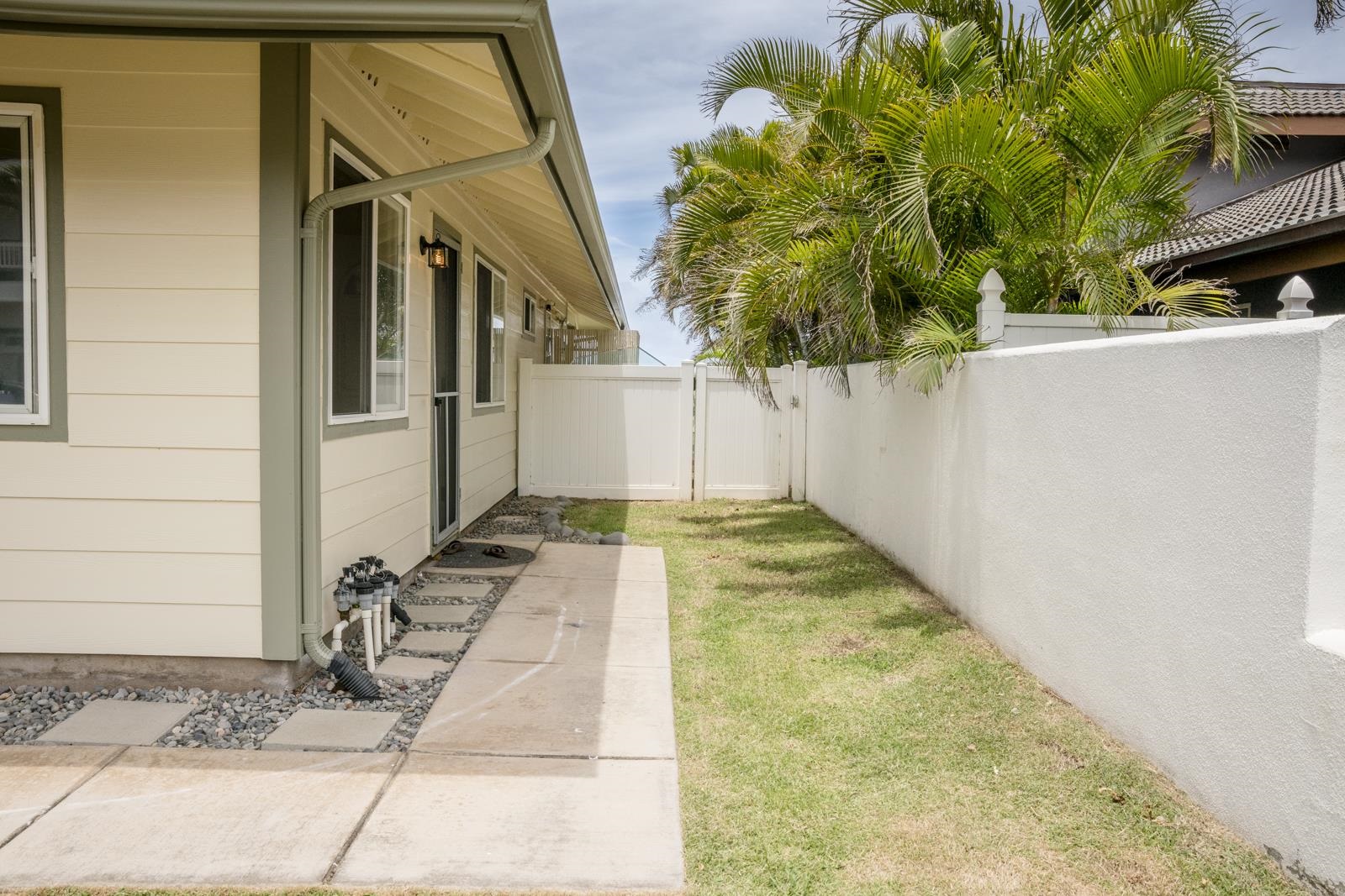 1378  Owaka St , Wailuku home - photo 31 of 43