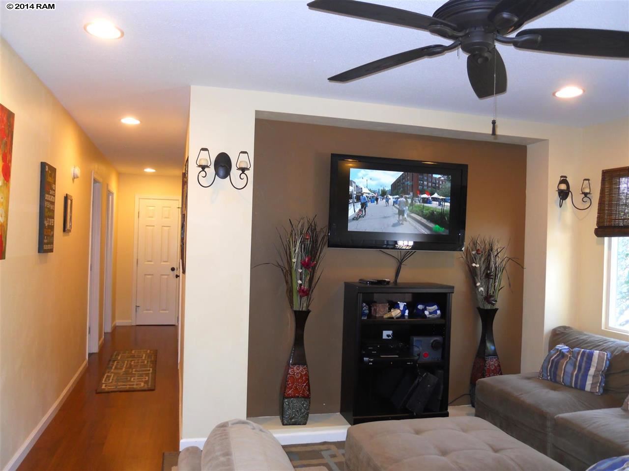 138  E Lipoa St N. Kihei, Kihei home - photo 3 of 30