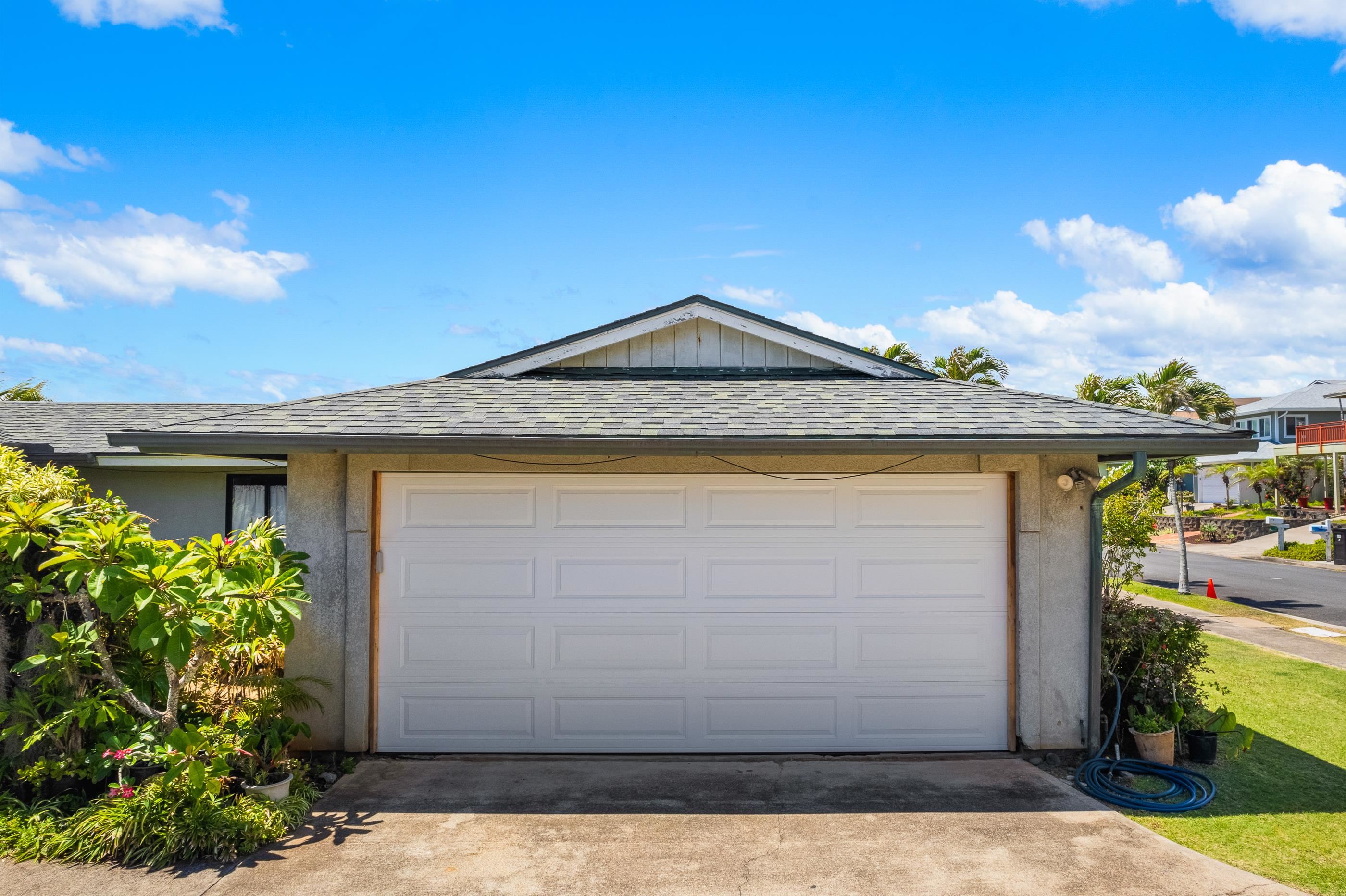 1380  Kilou St Waiehu, Wailuku home - photo 12 of 43