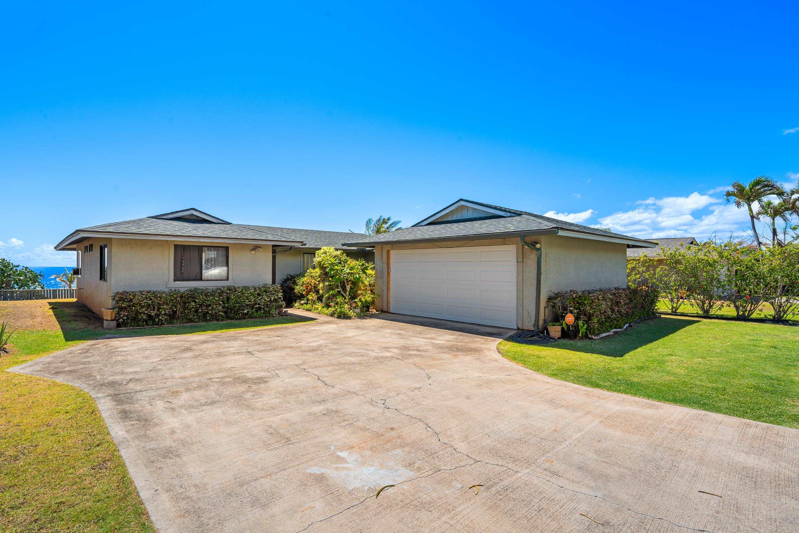 1380  Kilou St Waiehu, Wailuku home - photo 30 of 43