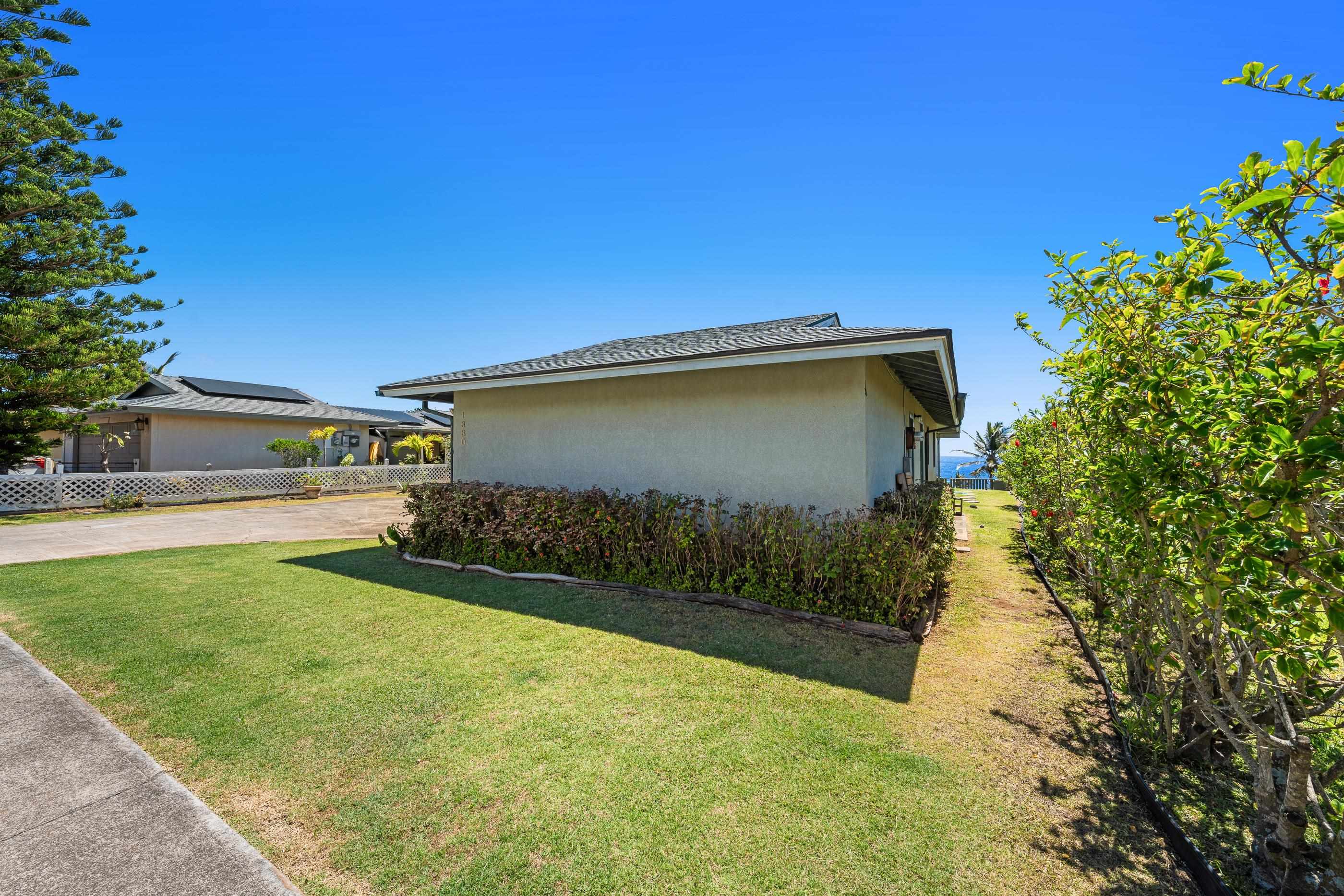 1380  Kilou St Waiehu, Wailuku home - photo 33 of 43