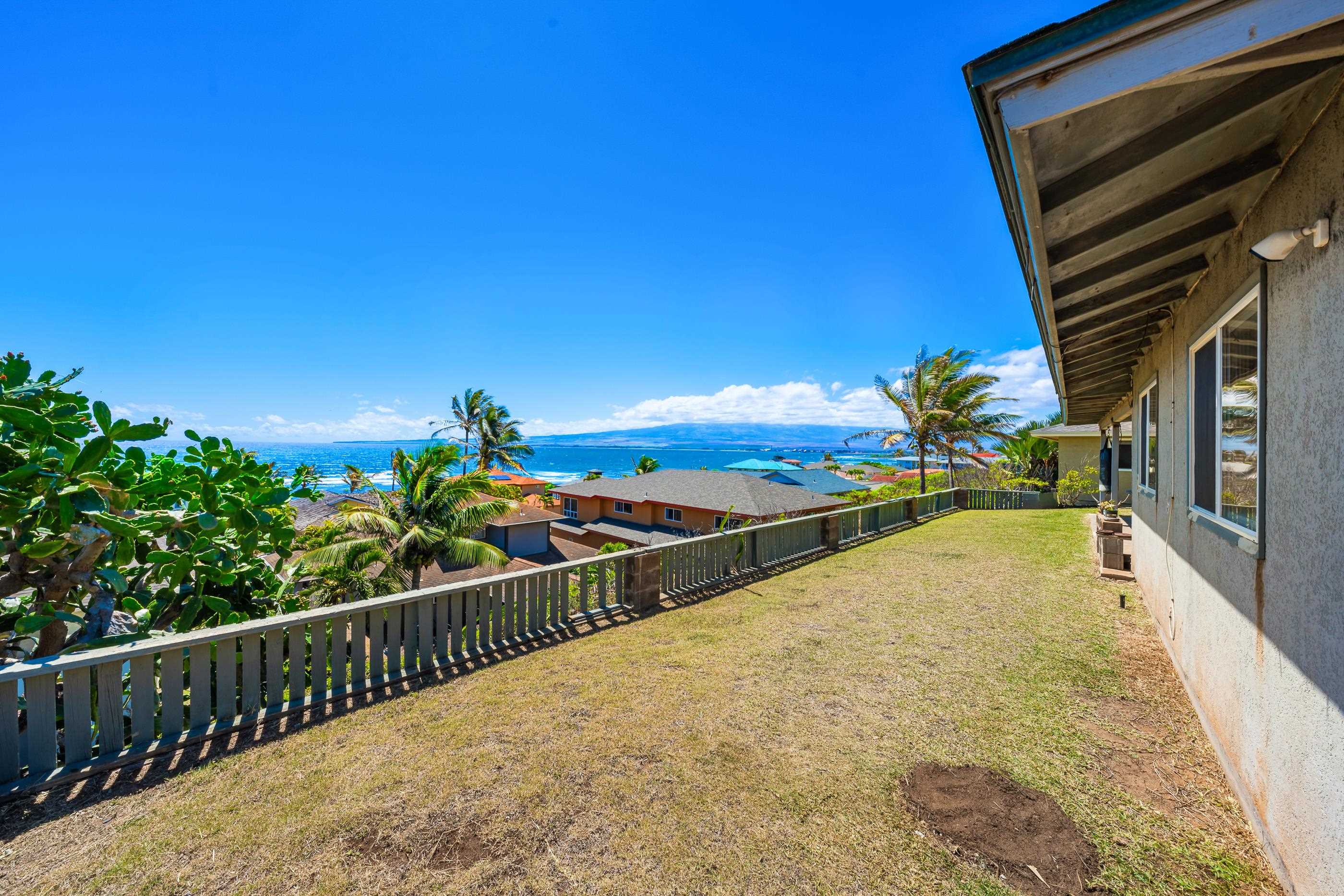 1380  Kilou St Waiehu, Wailuku home - photo 35 of 43