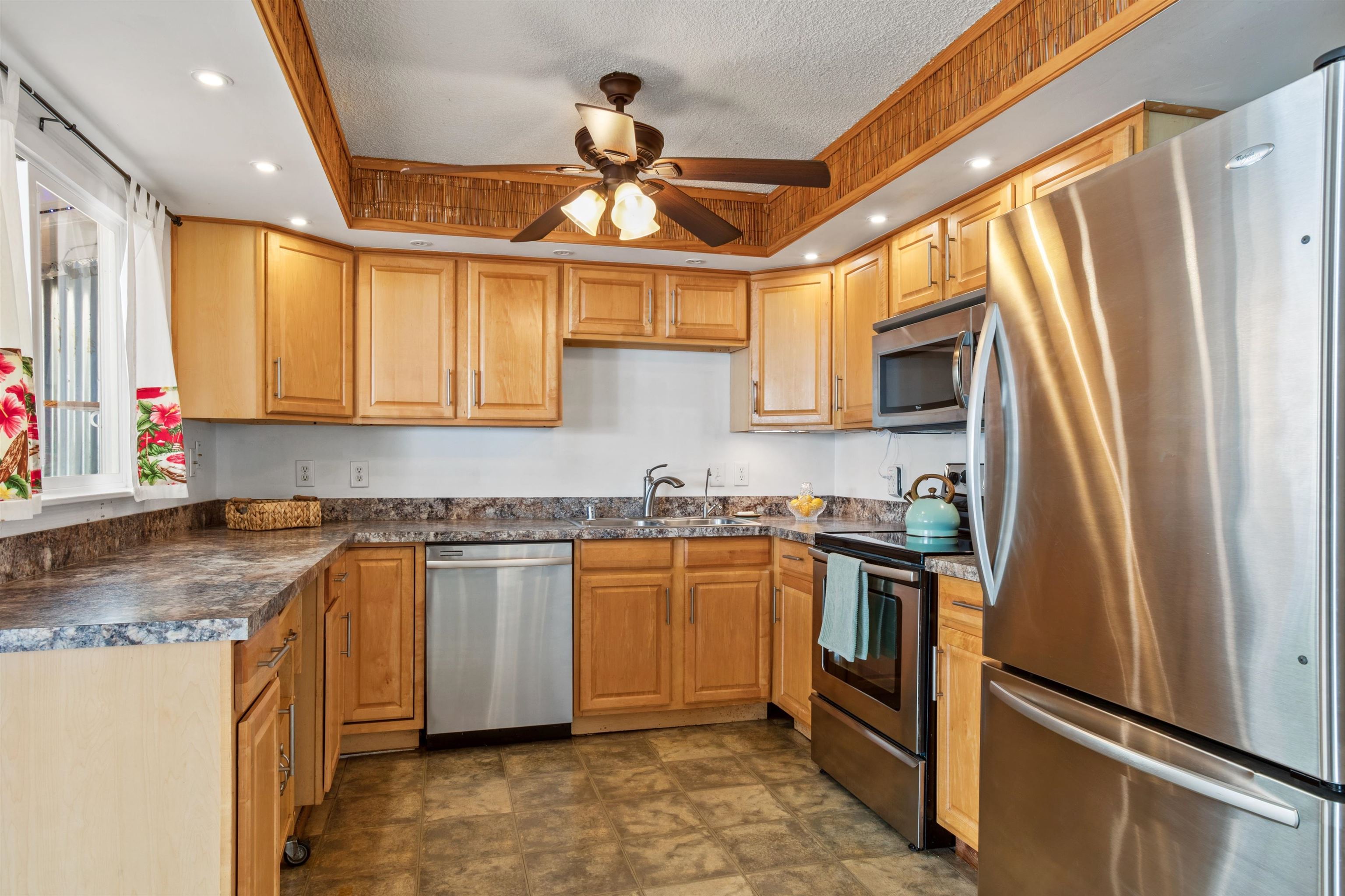 14  Kuapapa Pl Lipoa, Kihei home - photo 4 of 37