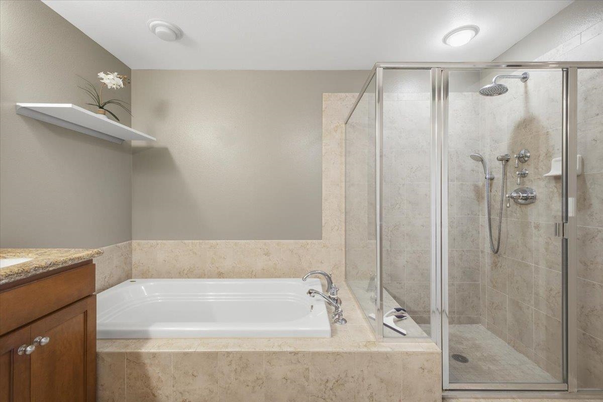 Ke Alii Ocean Villas condo # B204, Kihei, Hawaii - photo 18 of 38