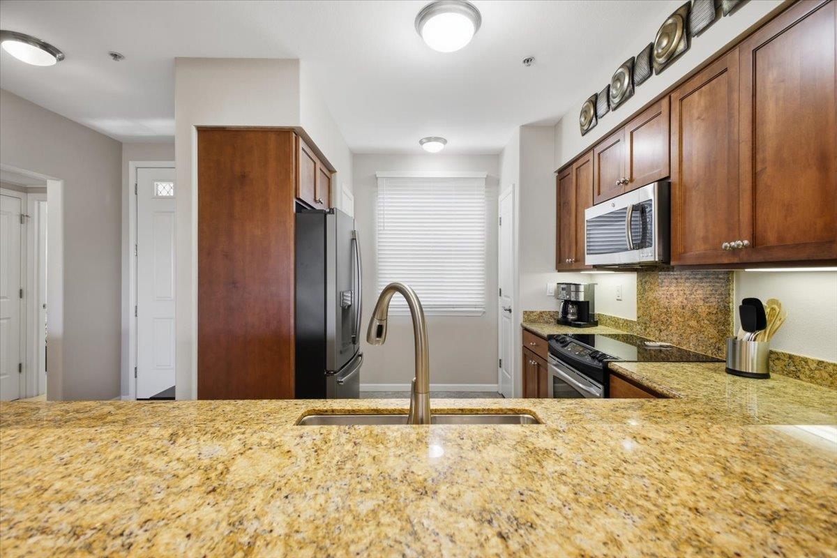 Ke Alii Ocean Villas condo # B204, Kihei, Hawaii - photo 6 of 38